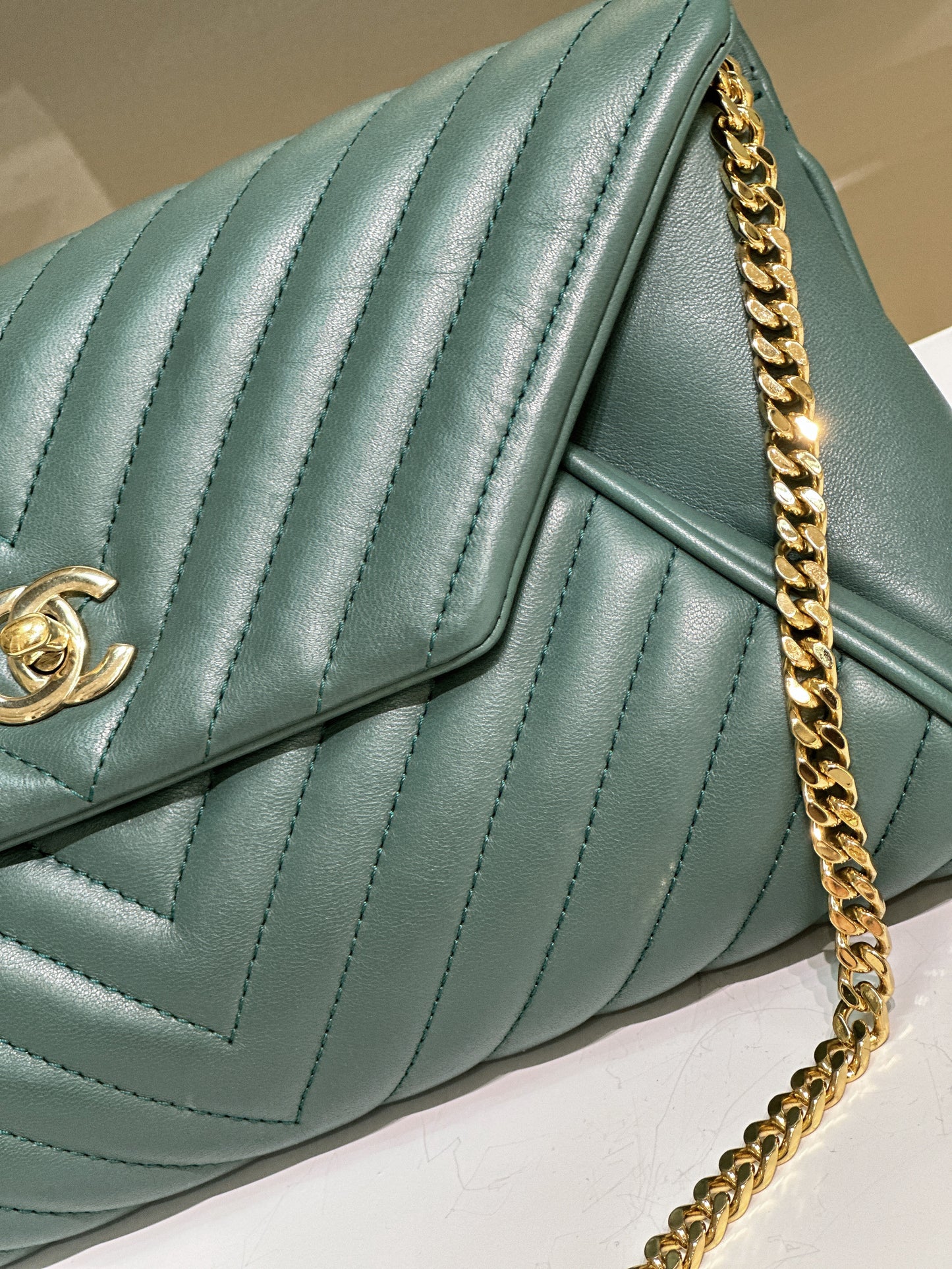 Chanel Cluth Green Bag