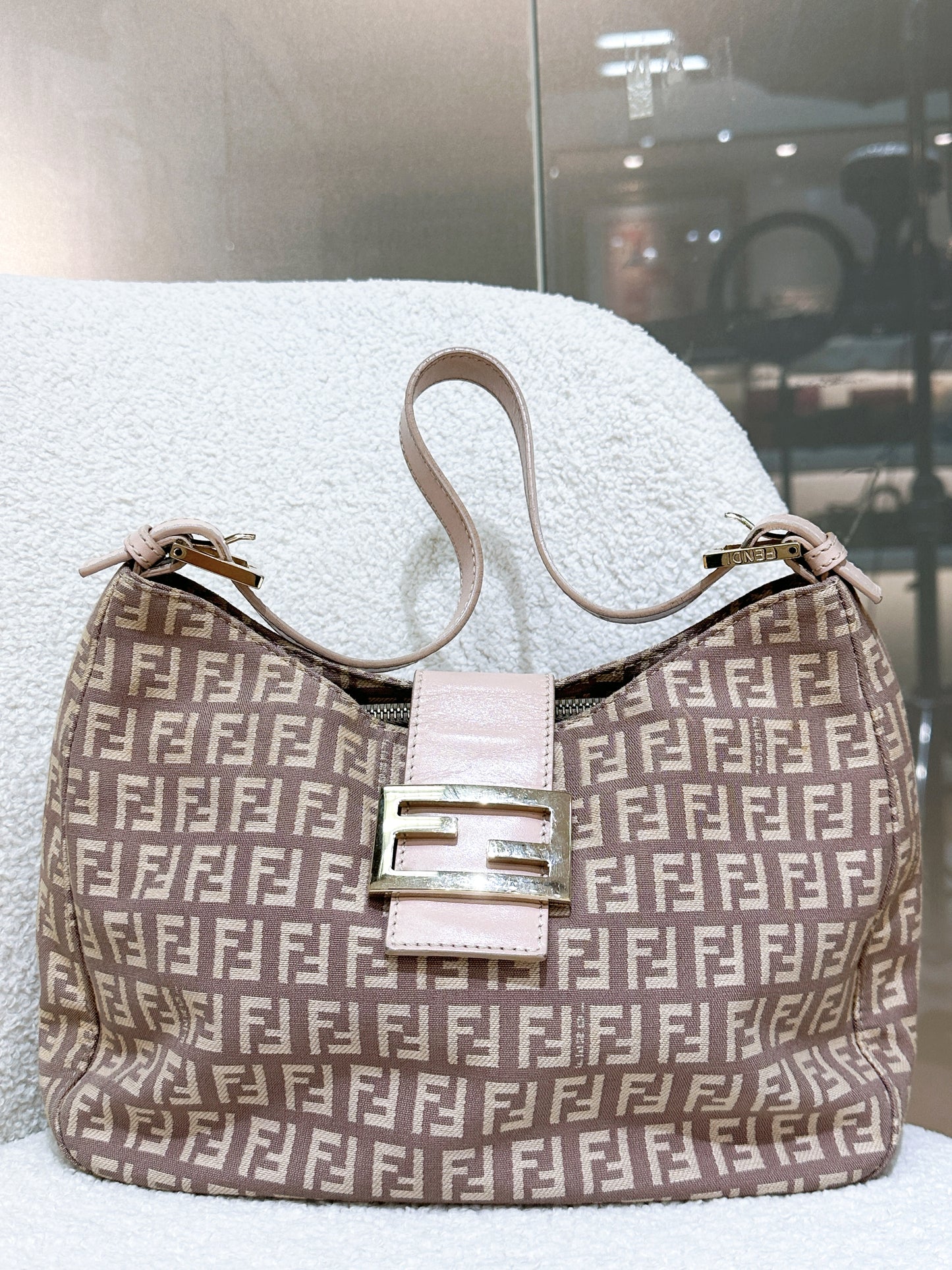 FENDI Zucchino Mamma Baguette Beige Shoulder Bag in Cipria