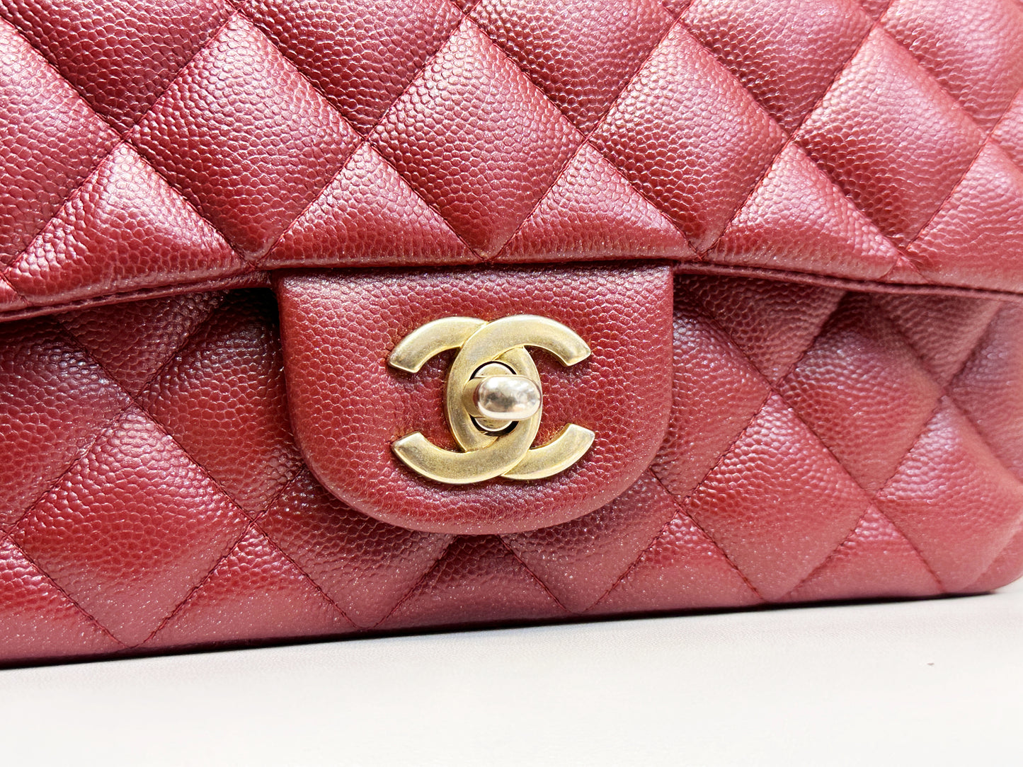 Chanel 18C Timeless Classic Caviar Mini Rectangular Flap Iridescent Maroon 2515 holo card