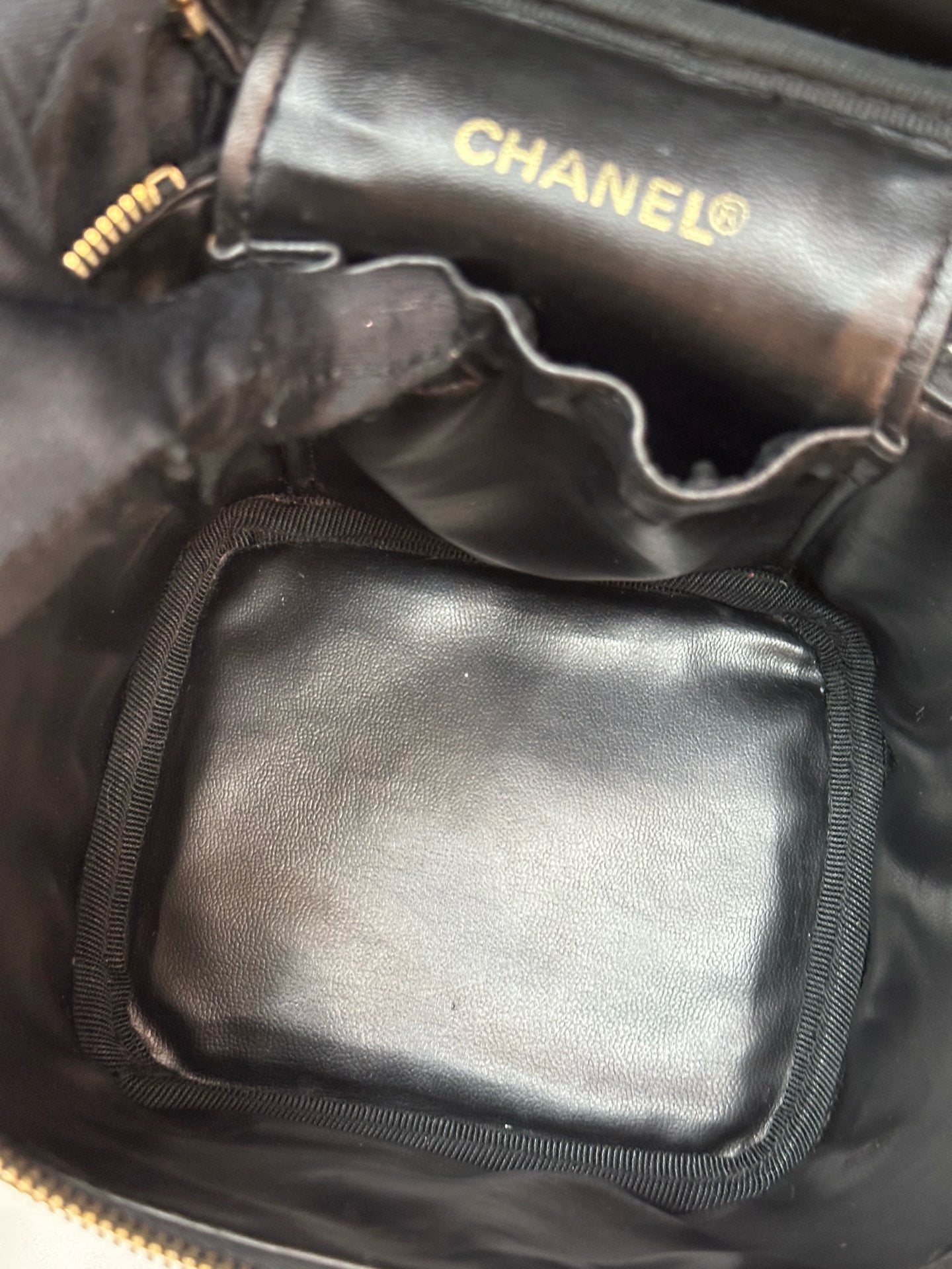 Chanel Vintage Vanity Case Black Caviar GHW 2 holo card