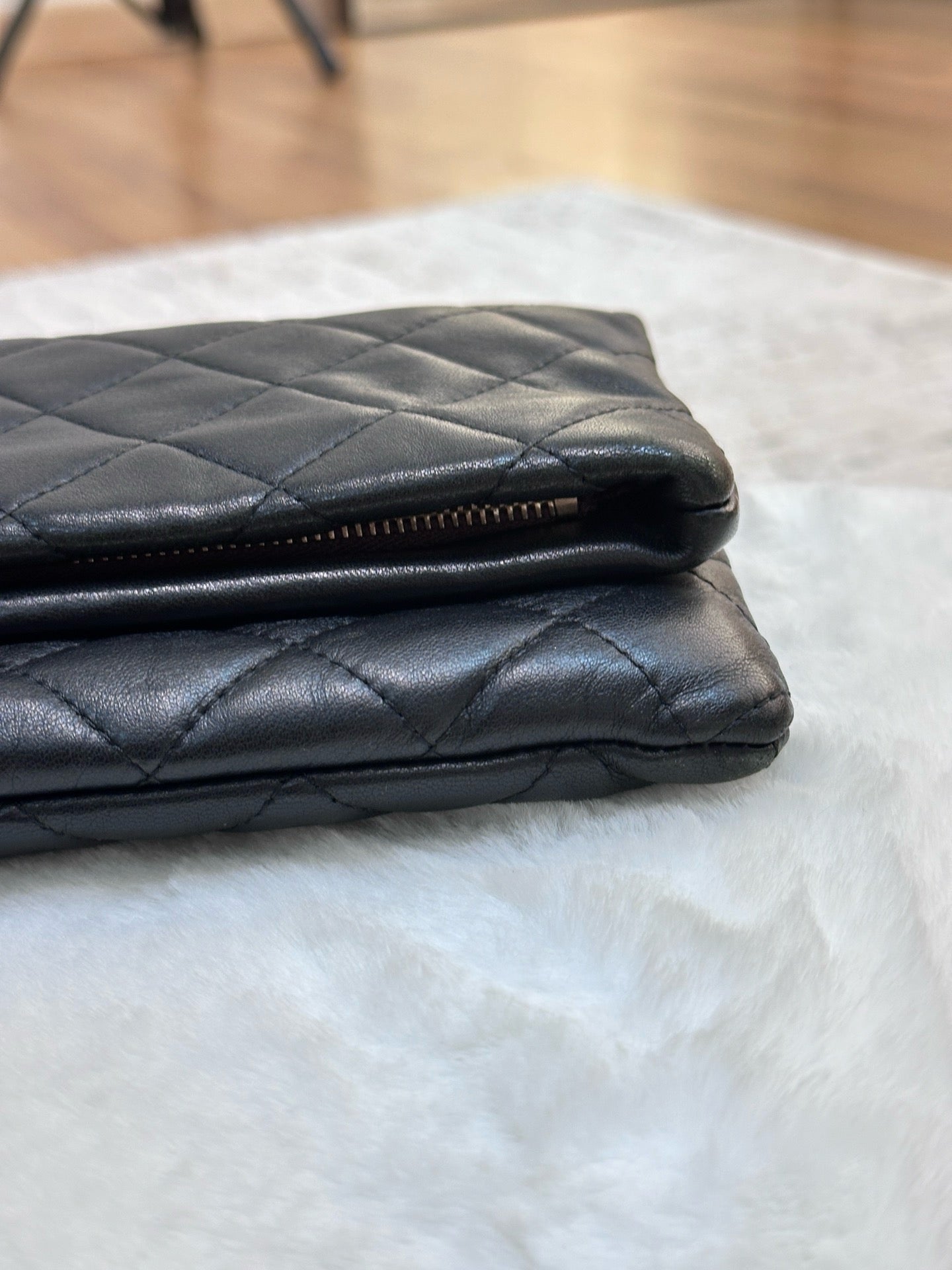 Chanel Beauty CC Lambskin Clutch Quilted Black