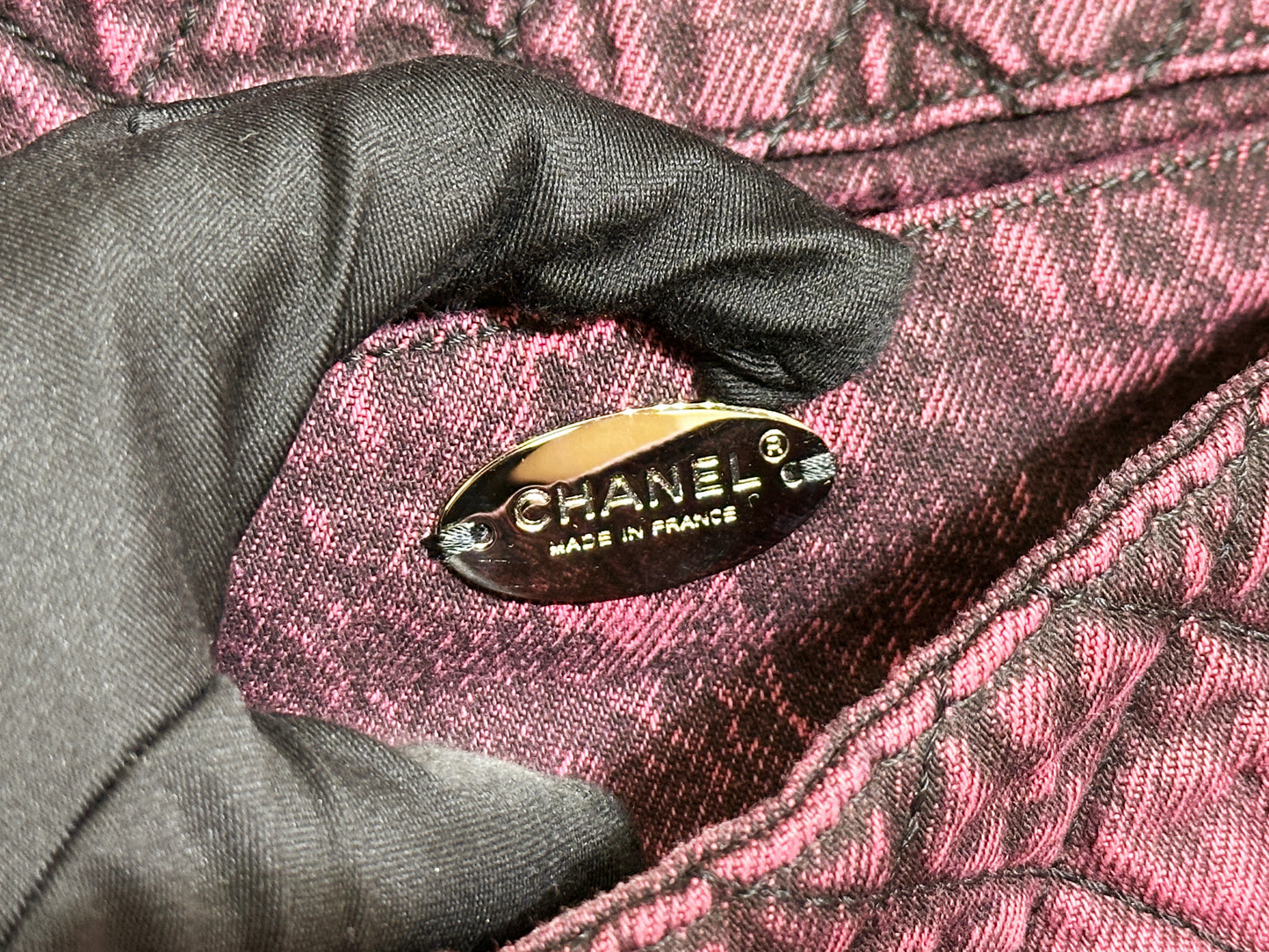 Chanel Denim Quilted Denimpression Flap Red Black