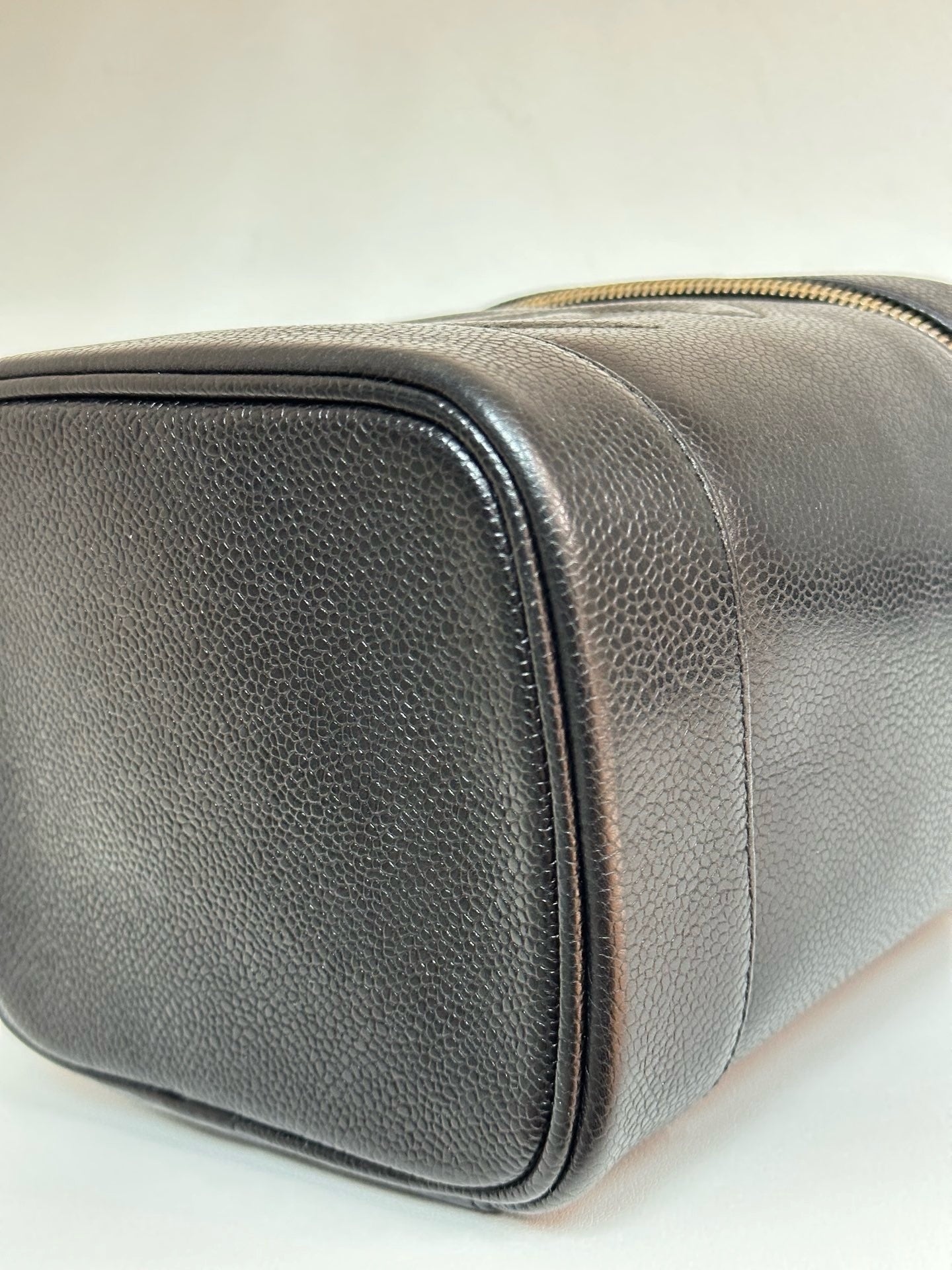 Chanel Vintage Vanity Case Black Caviar GHW 2 holo card
