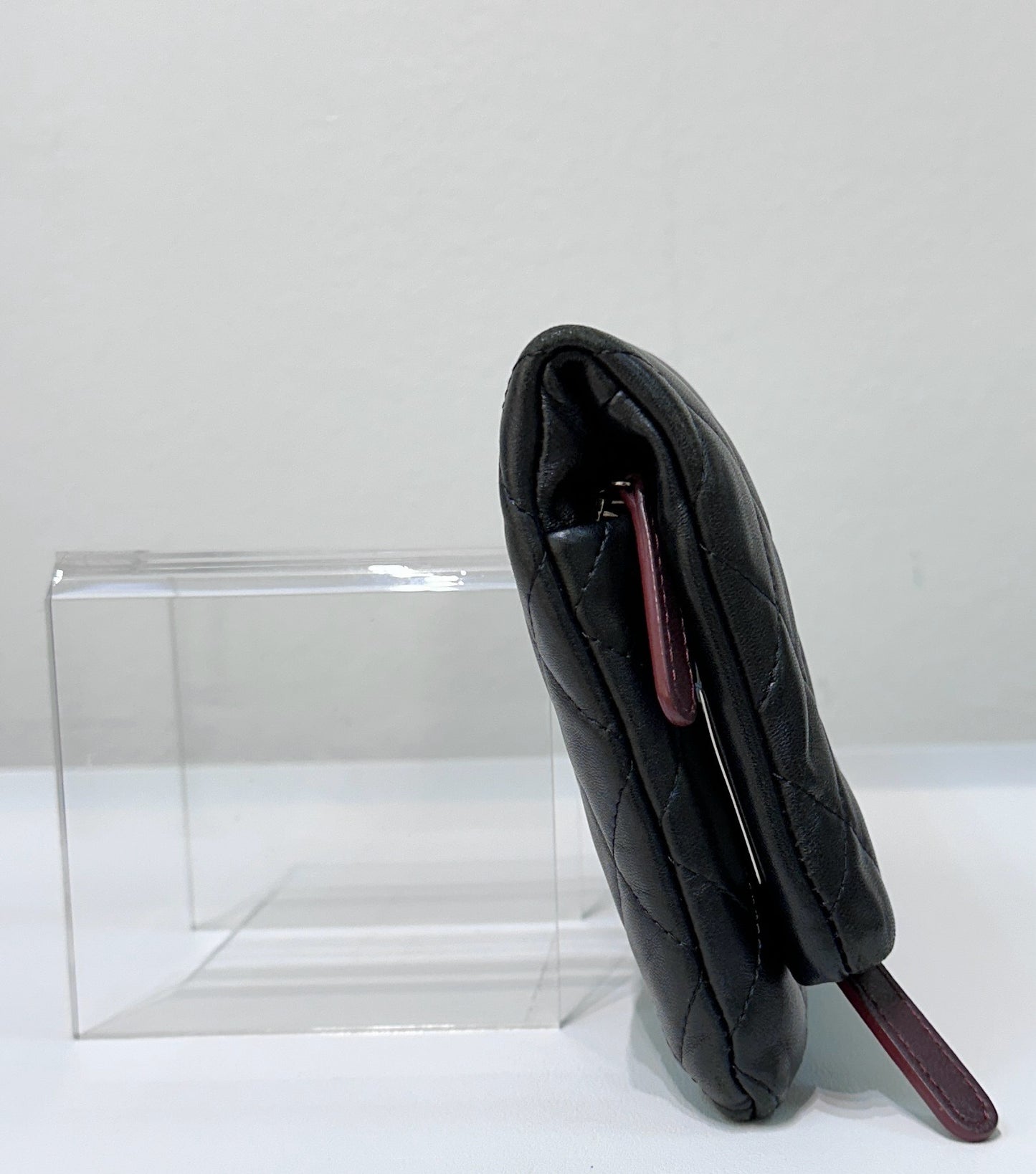 Chanel Beauty CC Lambskin Clutch Quilted Black