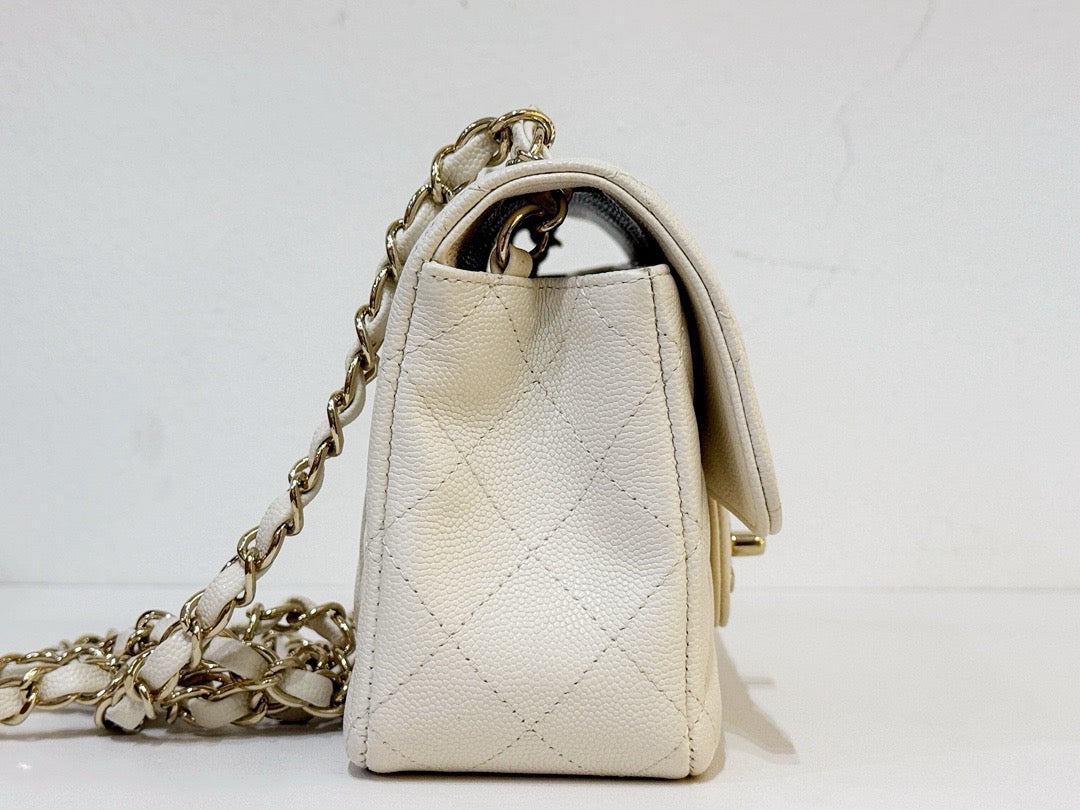 Chanel Mini Rectangle Caviar ivory 17C GHW 2339 holo