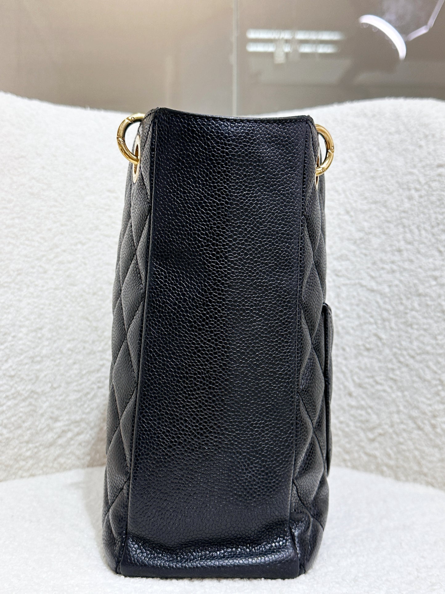 Chanel Caviar Quilted Petit Shopping Tote PST Black GHW 1975 holo card