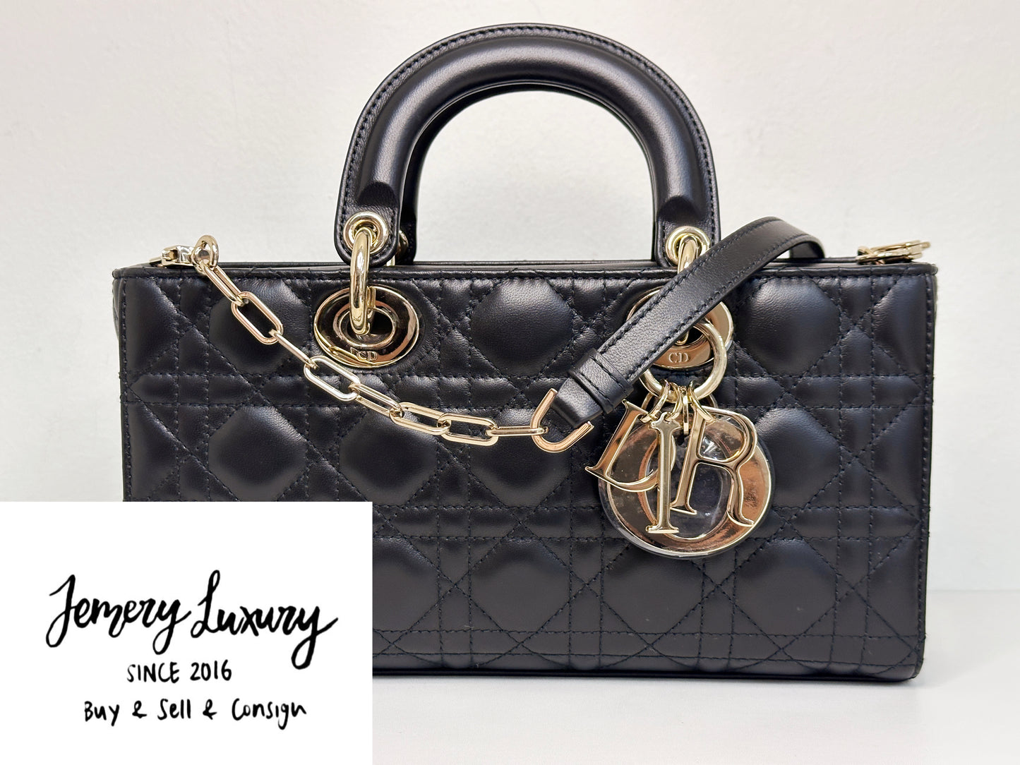Dior Medium Lady D-Joy Bag
Black Cannage Lambskin
