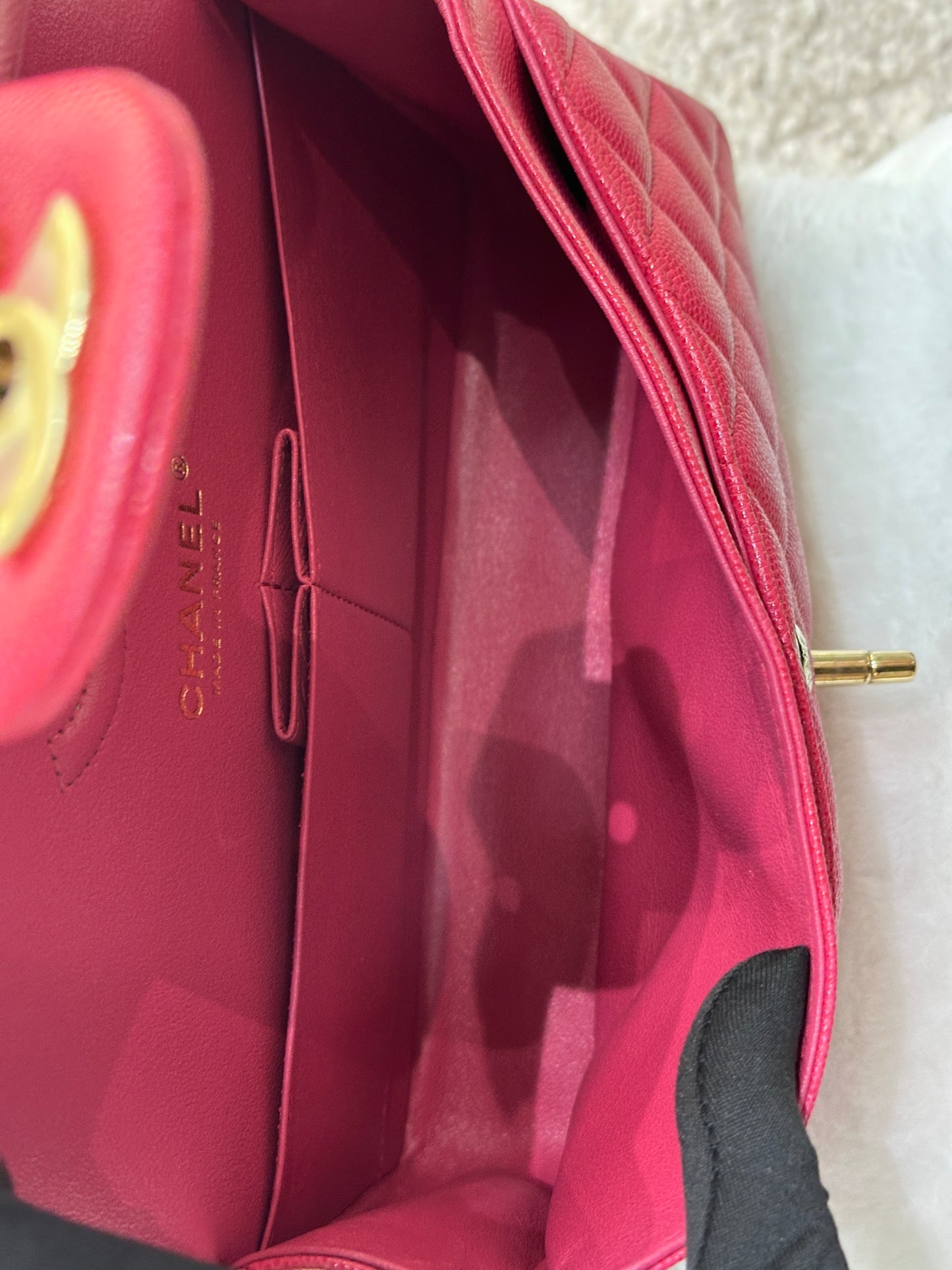 CHANEL Small Classic Double Flap Caviar Quilted Red GHW 