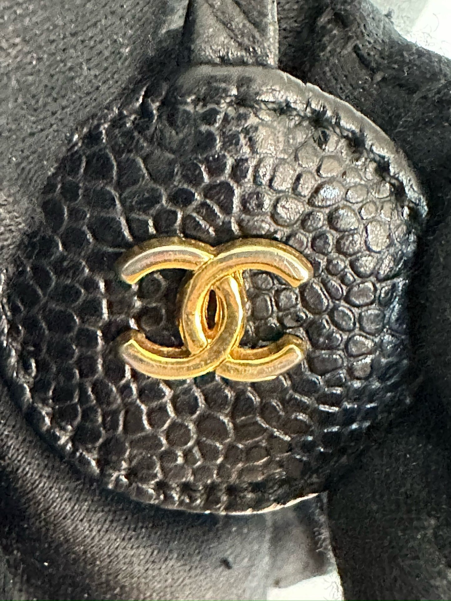 Chanel Vintage Vanity Case Black Caviar GHW 2 holo card