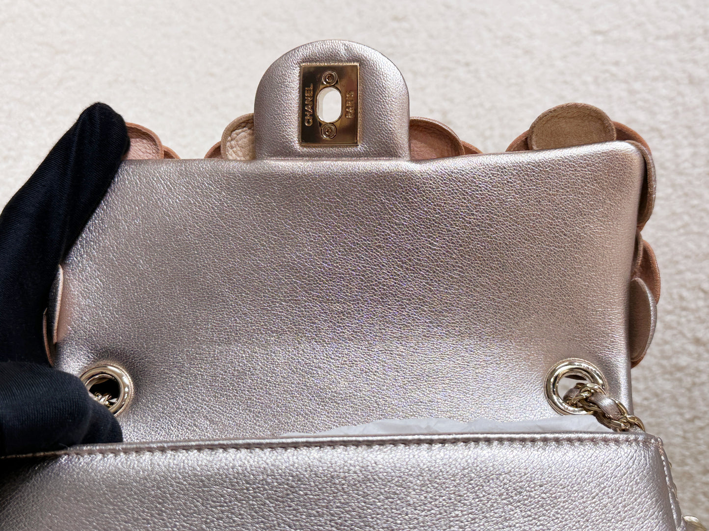 Chanel Camellia Mini Metallic Rose Gold/Pink Lambskin Gold Hardware 2487 holo card