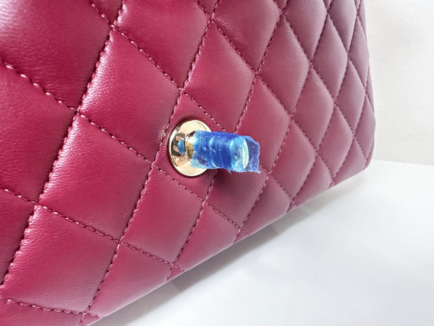 CHANEL MEDIUM 21A CLASSIC DOUBLE FLAP BAG LAMBSKIN DARK RED LGHW ULLK microchip