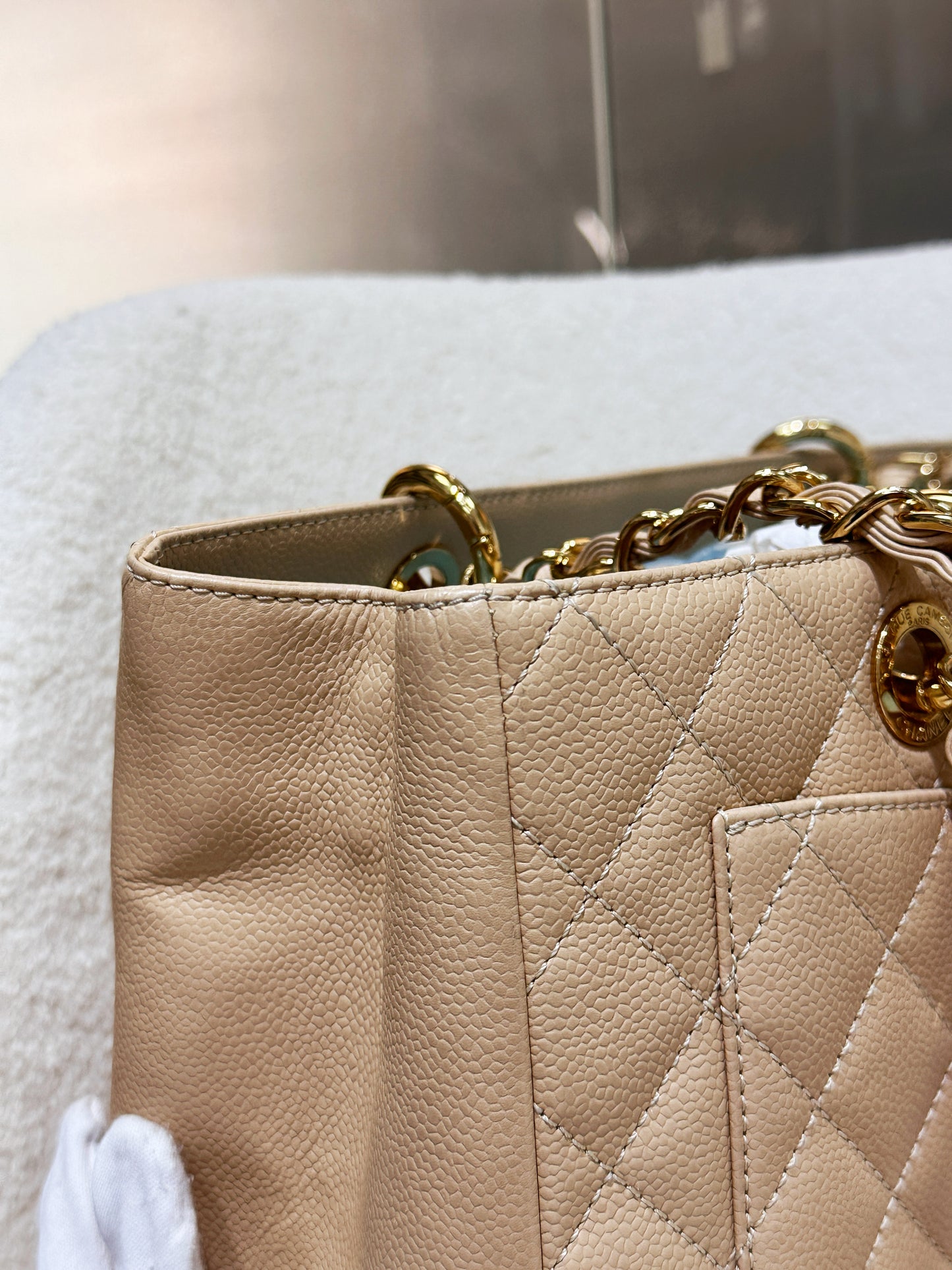 Chanel Caviar Grand Shopping Tote GST Beige GHW 1700 holo card