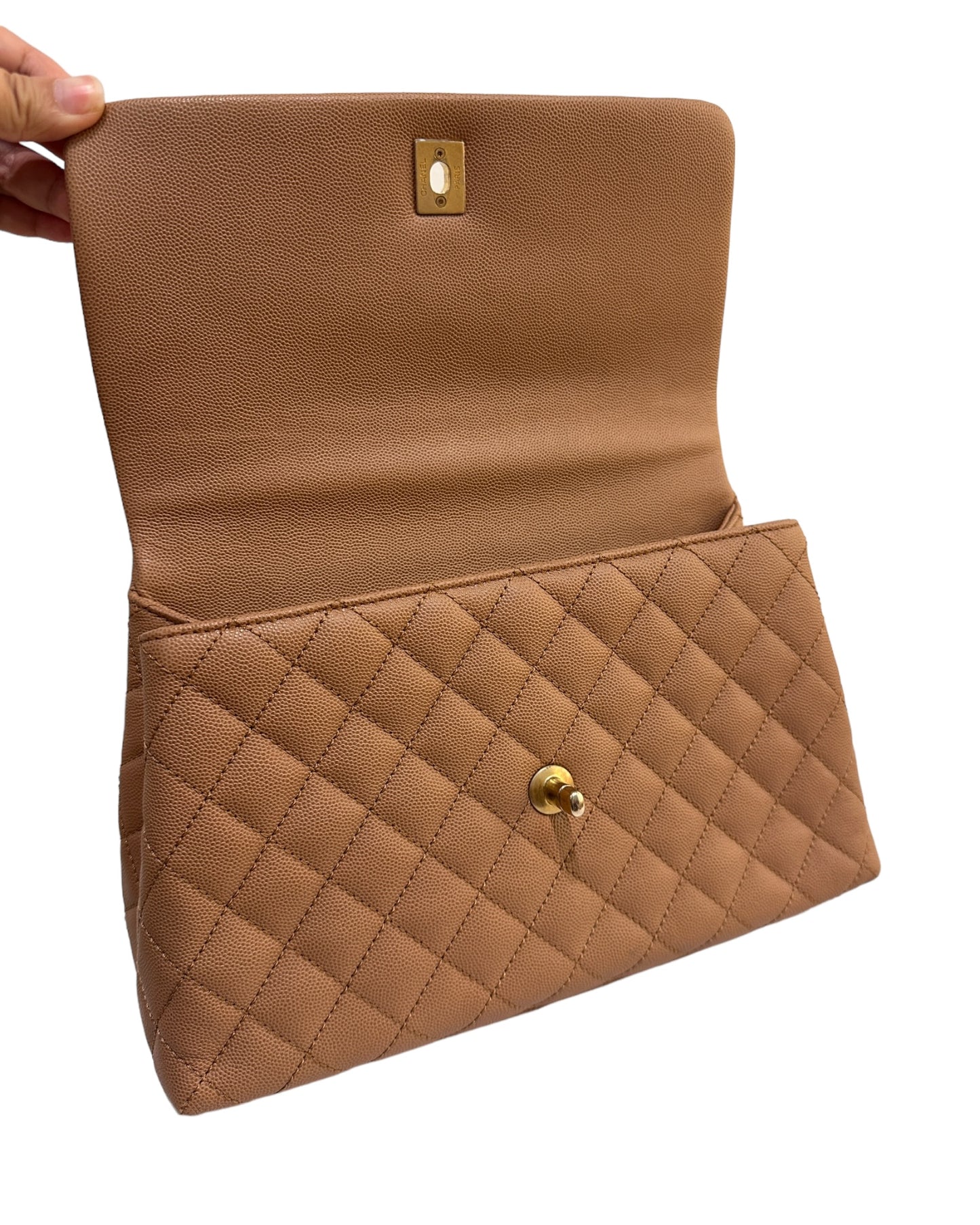 Chanel CoCo Handle Medium Caramel Brown Grained Calfskin with Gold Hardware
