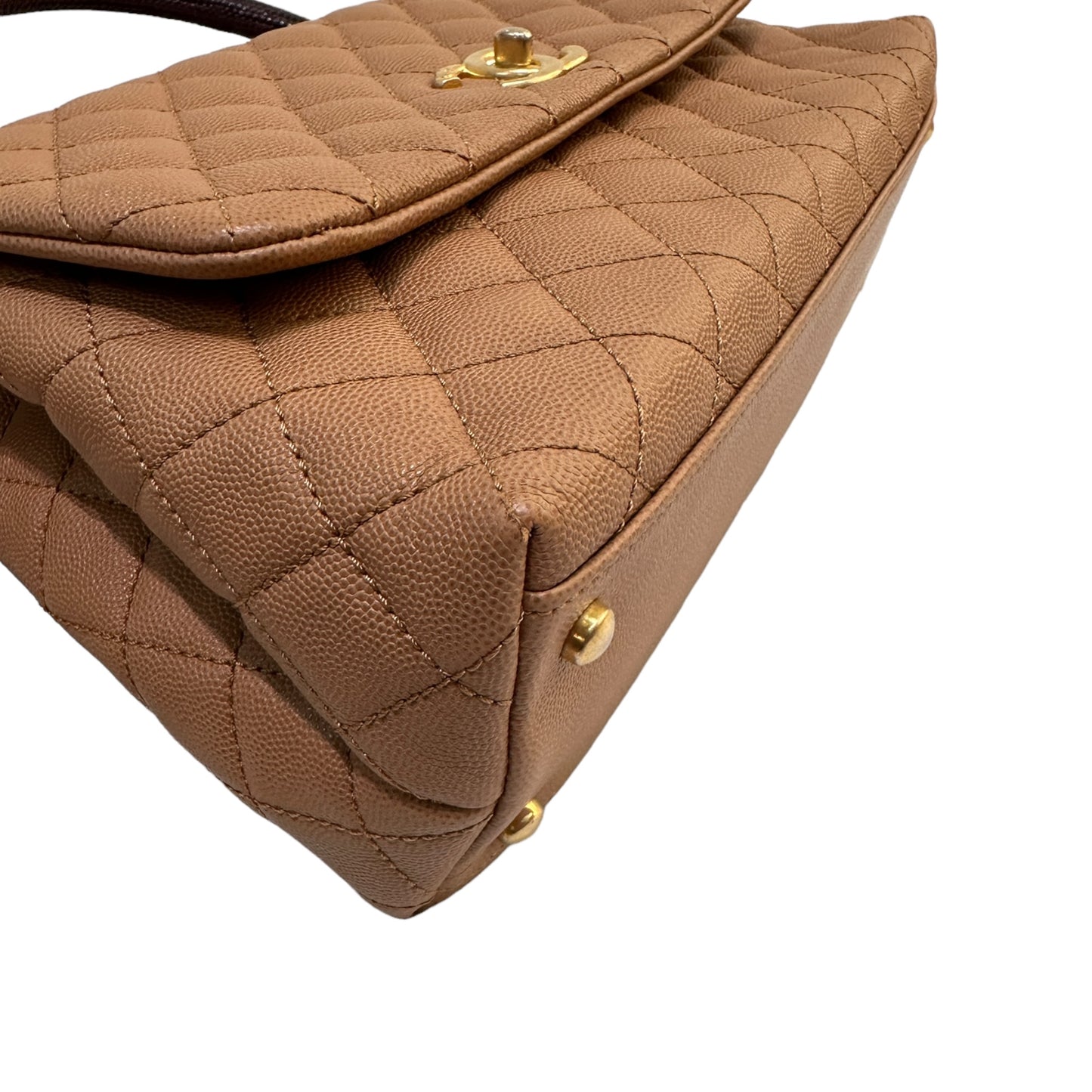 Chanel CoCo Handle Medium Caramel Brown Grained Calfskin with Gold Hardware