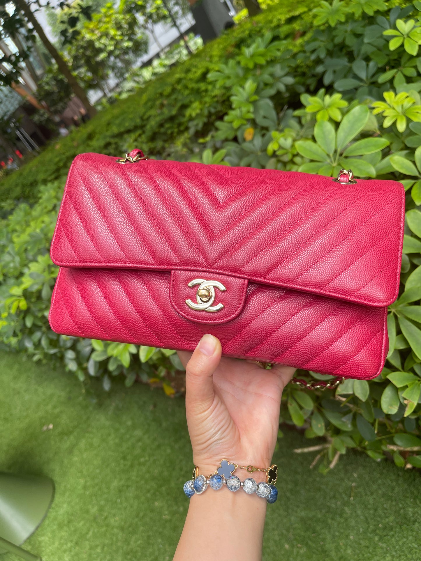 Chanel Medium Chevron Rosy Red Caviar Gold Hardware 18B
