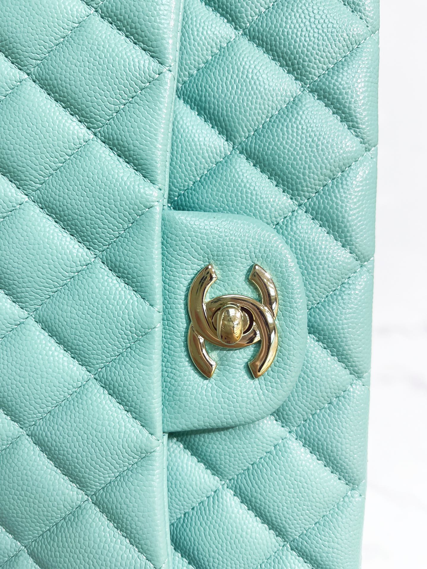 Chanel 21S Green Medium caviar leather with light gold-tone hardware