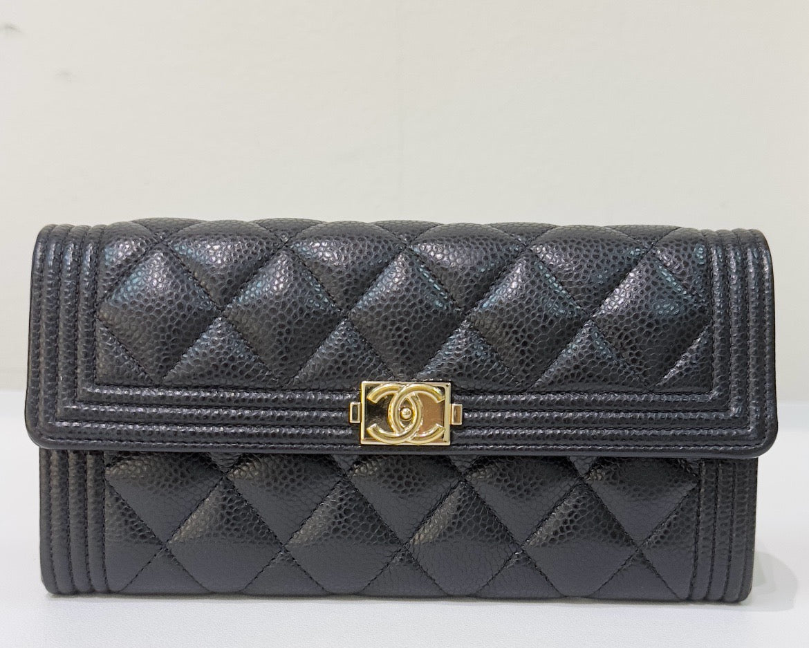 CHANEL LeBoy Flap Wallet Quilted Caviar Black