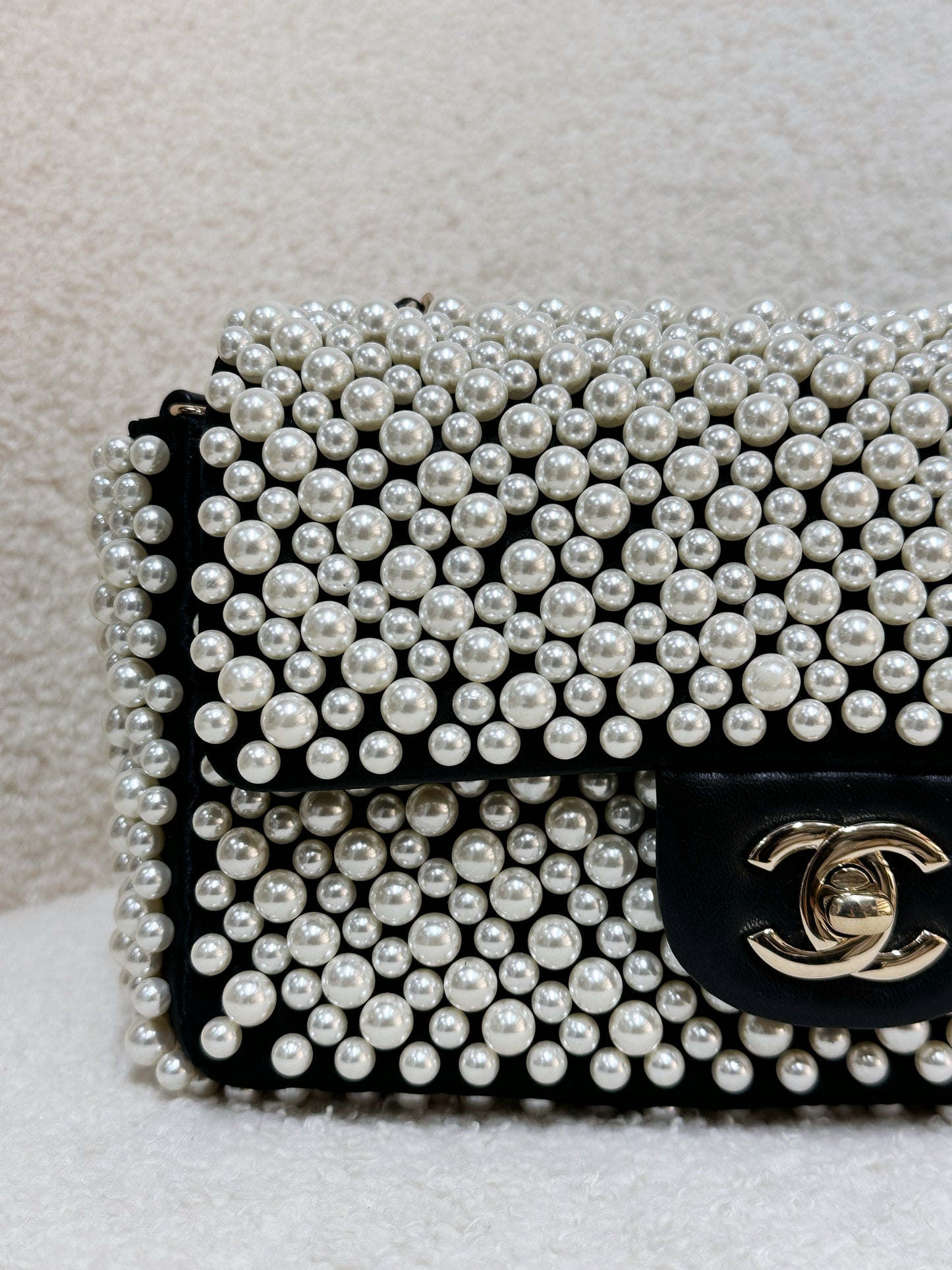 Chanel 19S Pearl On Flap Mini Rectangular Bag LGHW 2750 holo card