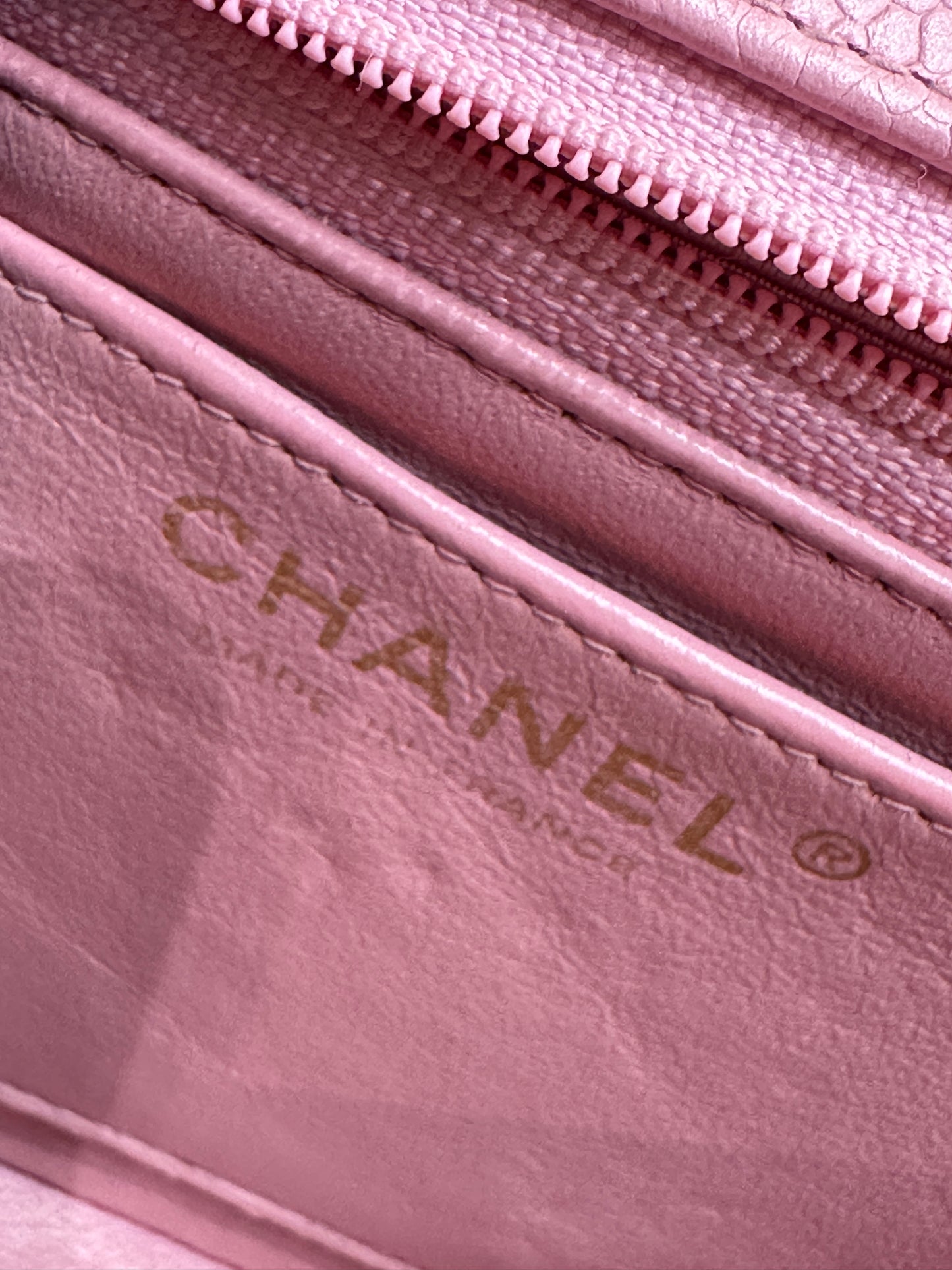 Chanel Mini Square Classic Caviar Flap Pink. Body lightly touched