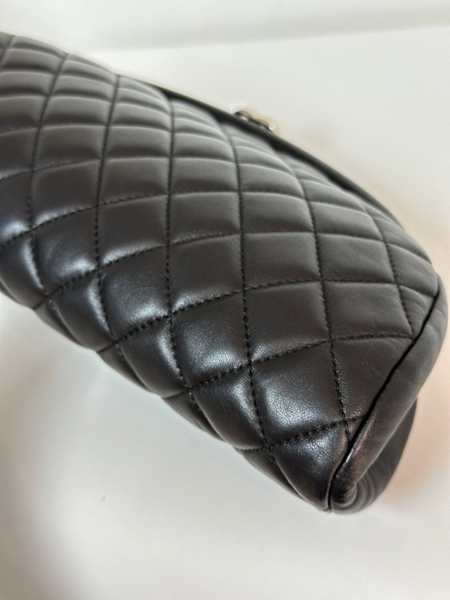 Chanel Quilted Timeless Kisslock Clutch Black Lambskin SHW 1577 holo