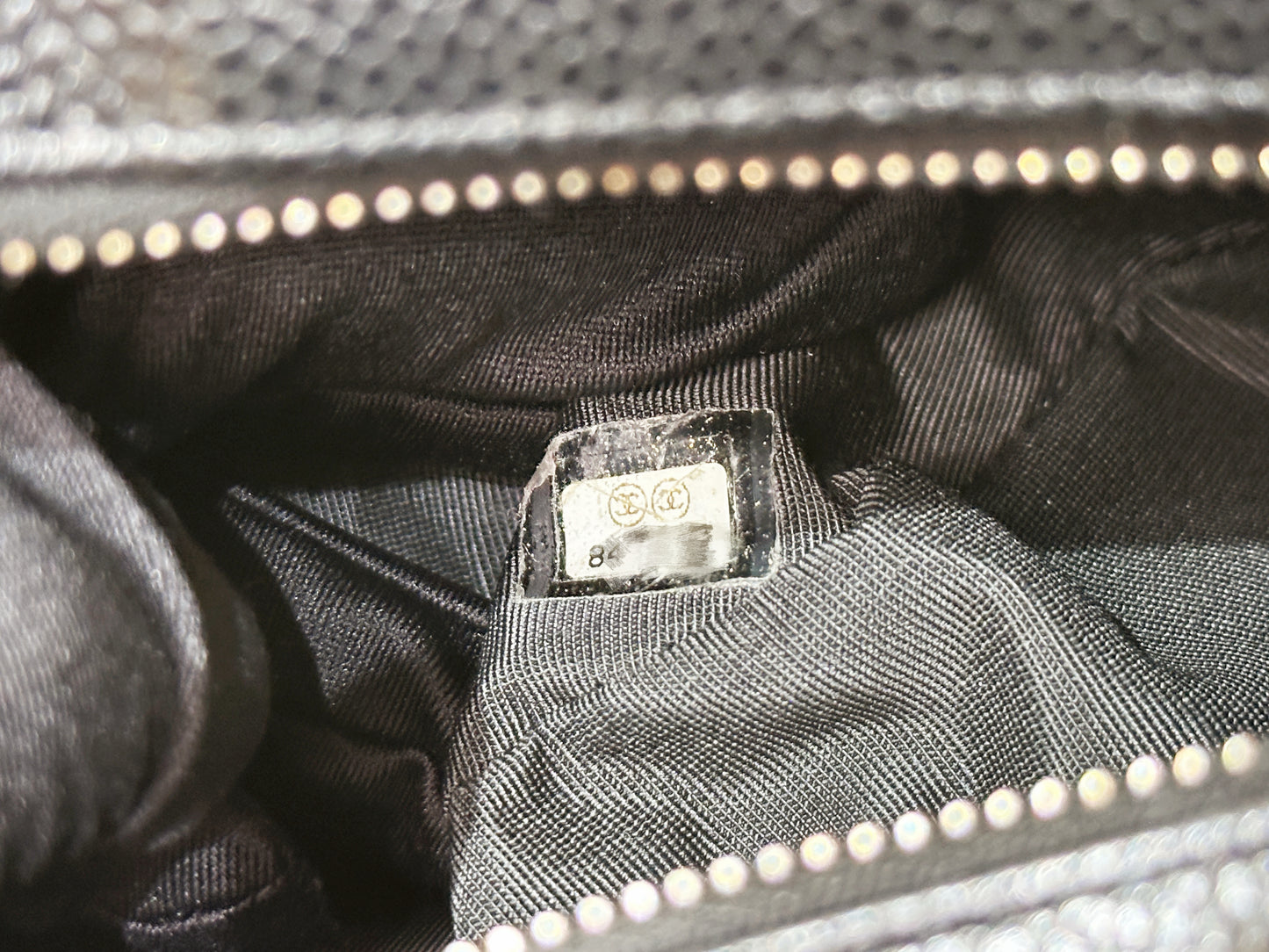 Chanel Black Quilted Caviar CC Logo Chain Shoulder Bag GHW 84 holo card