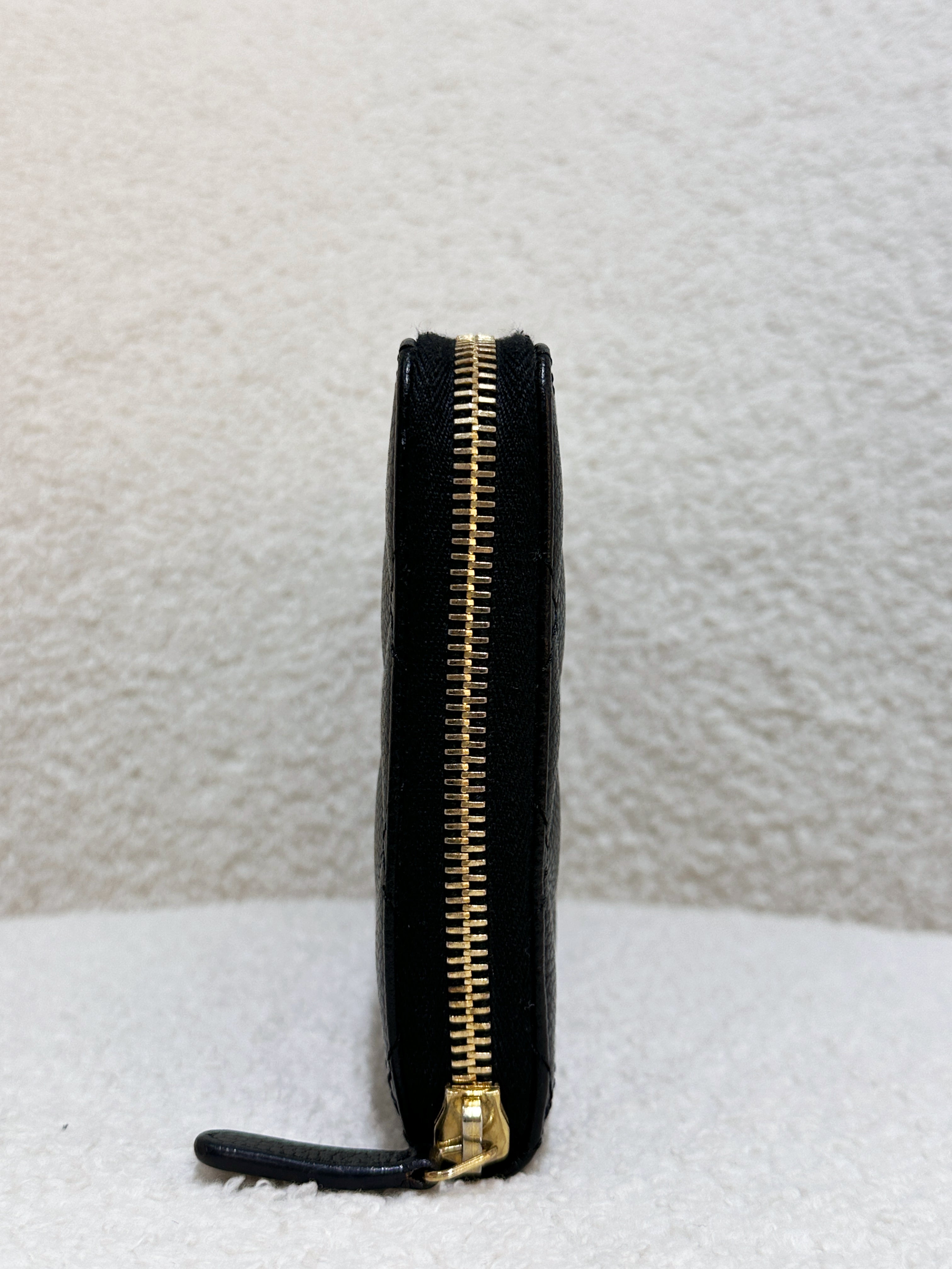 Chanel Quilted Cc XL Zip Wallet Black Caviar GHW 2000 holo card