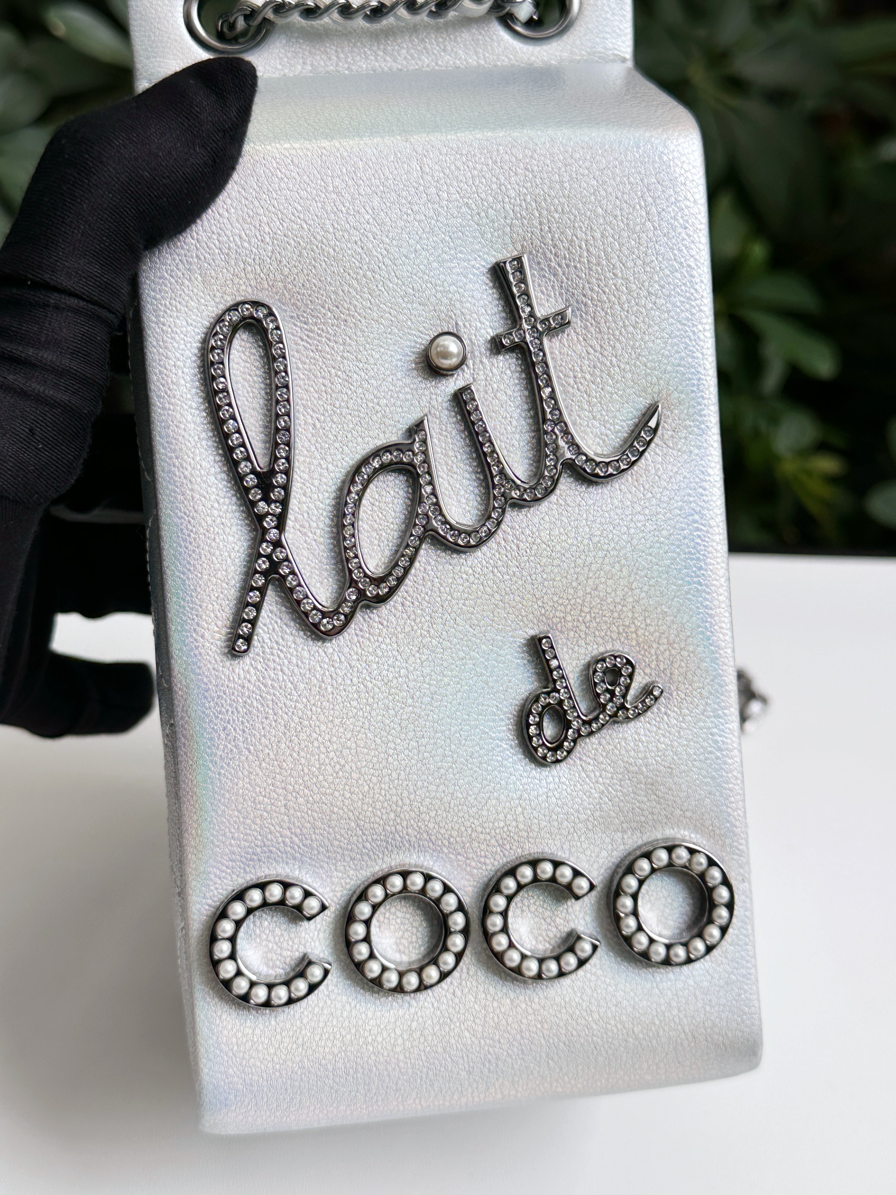 Preloved Authentic CHANEL RARE LIMITED EDITION LAIT DE COCO MILK CARTON BAG 2014