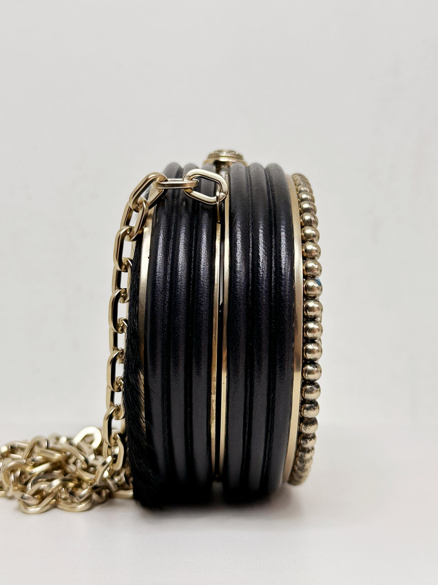 CHANEL 2014 PARIS-DALLAS MINAUDIERE CLUTCH 2018 holo card