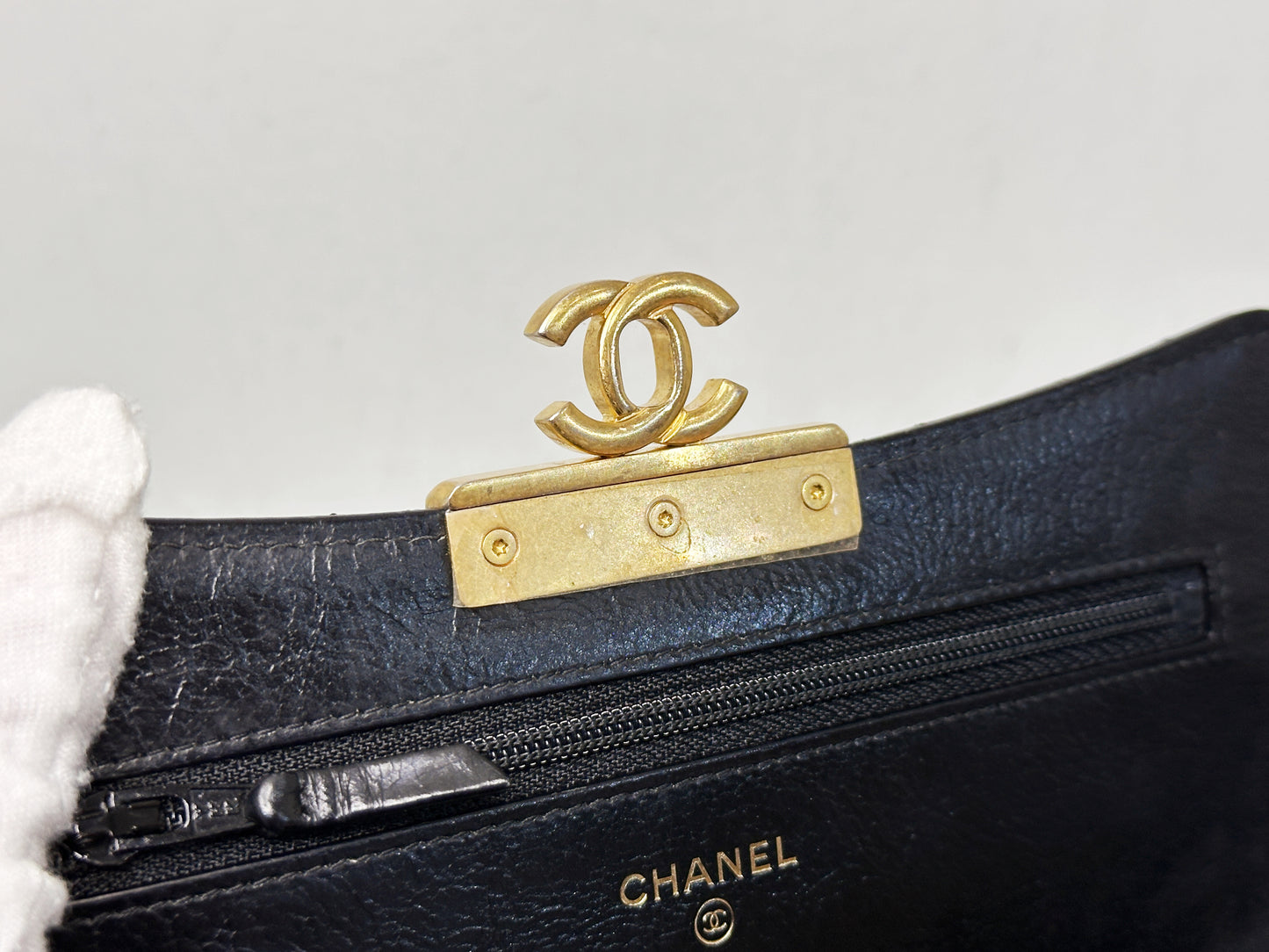 Chanel Golden Class Wallet on Chain Black 2650 holo card