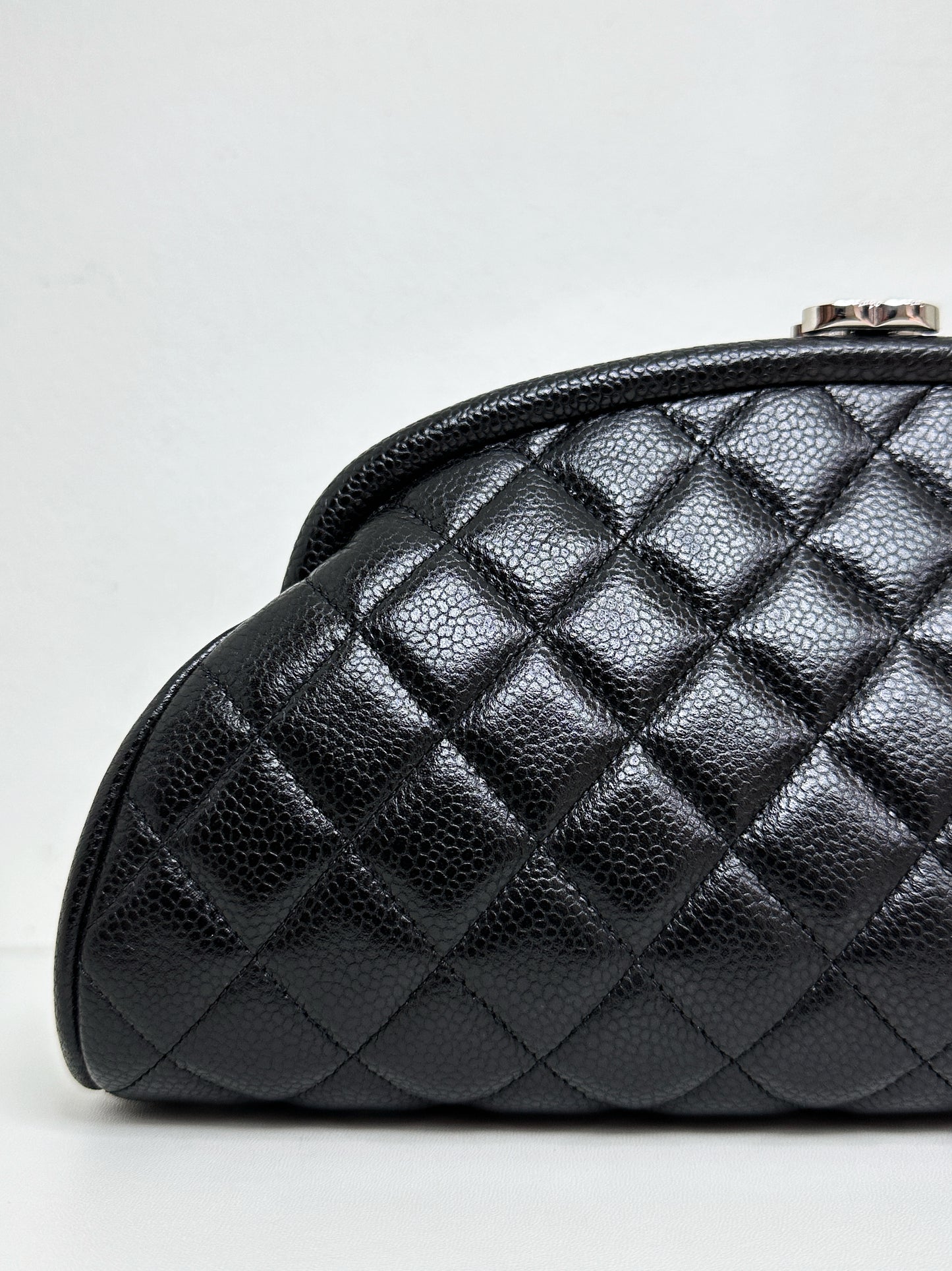 Chanel Quilted Timeless Kisslock Clutch Black Caviar SHW 1915 holo card