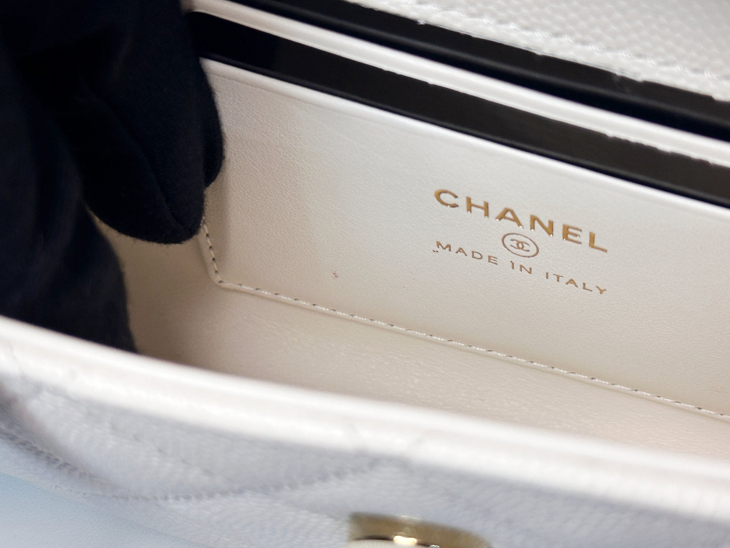 Chanel 23P Top Handle Kelly Clutch with Chain in White Caviar GHW