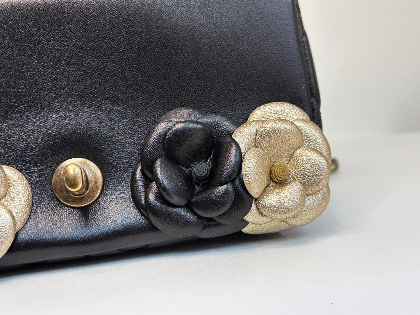 Chanel Mini Metallic Lambskin Quilted Camellia Flap Bag Black Gold 2479 holo card