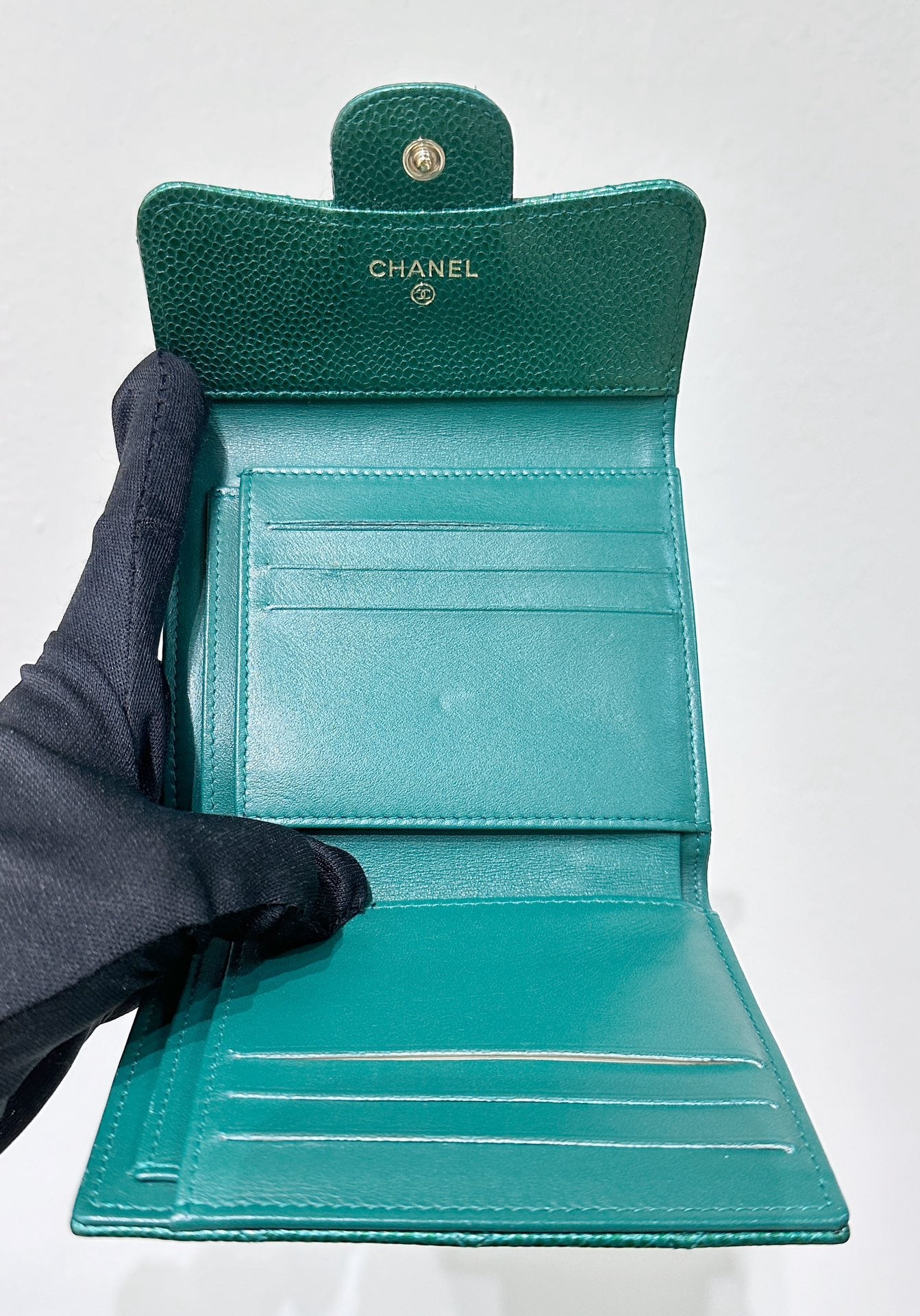 CHANEL 18S Iridescent Green Caviar Trifold Wallet Light Gold Hardware