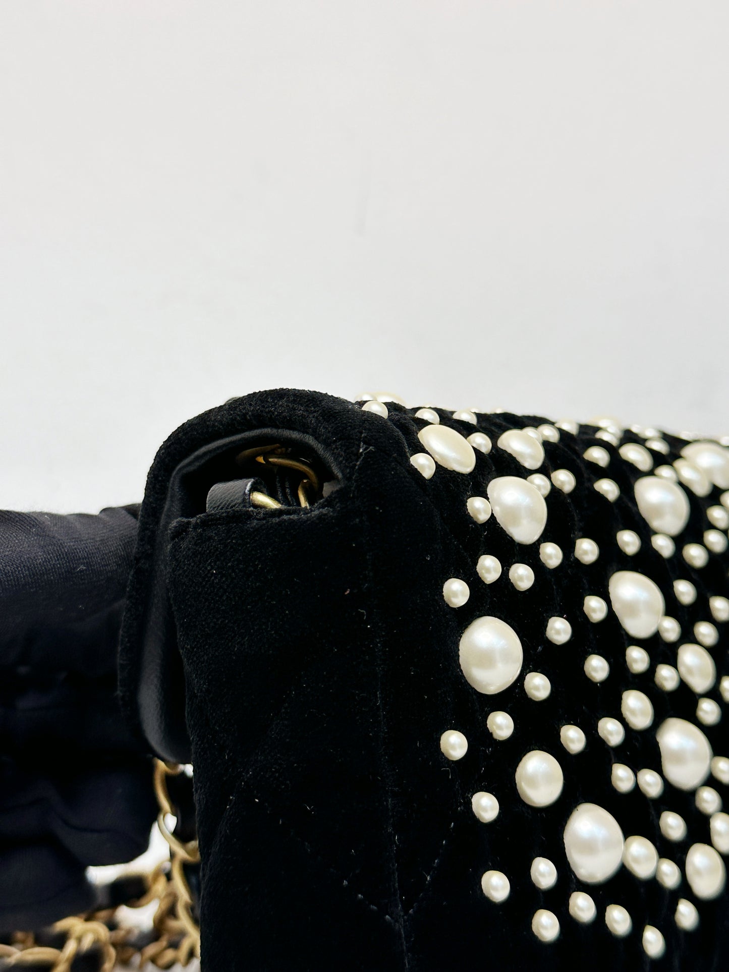 Chanel Mini Black Velvet Pearl Flap Bag X53U microchip