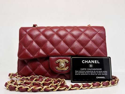 Chanel 18C Timeless Classic Caviar Mini Rectangular Flap Iridescent Maroon 2515 holo card