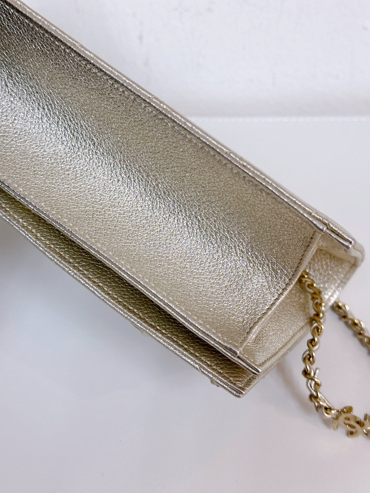 Gold Camellia Embellished Chain Clutch GHW 2728 holo card