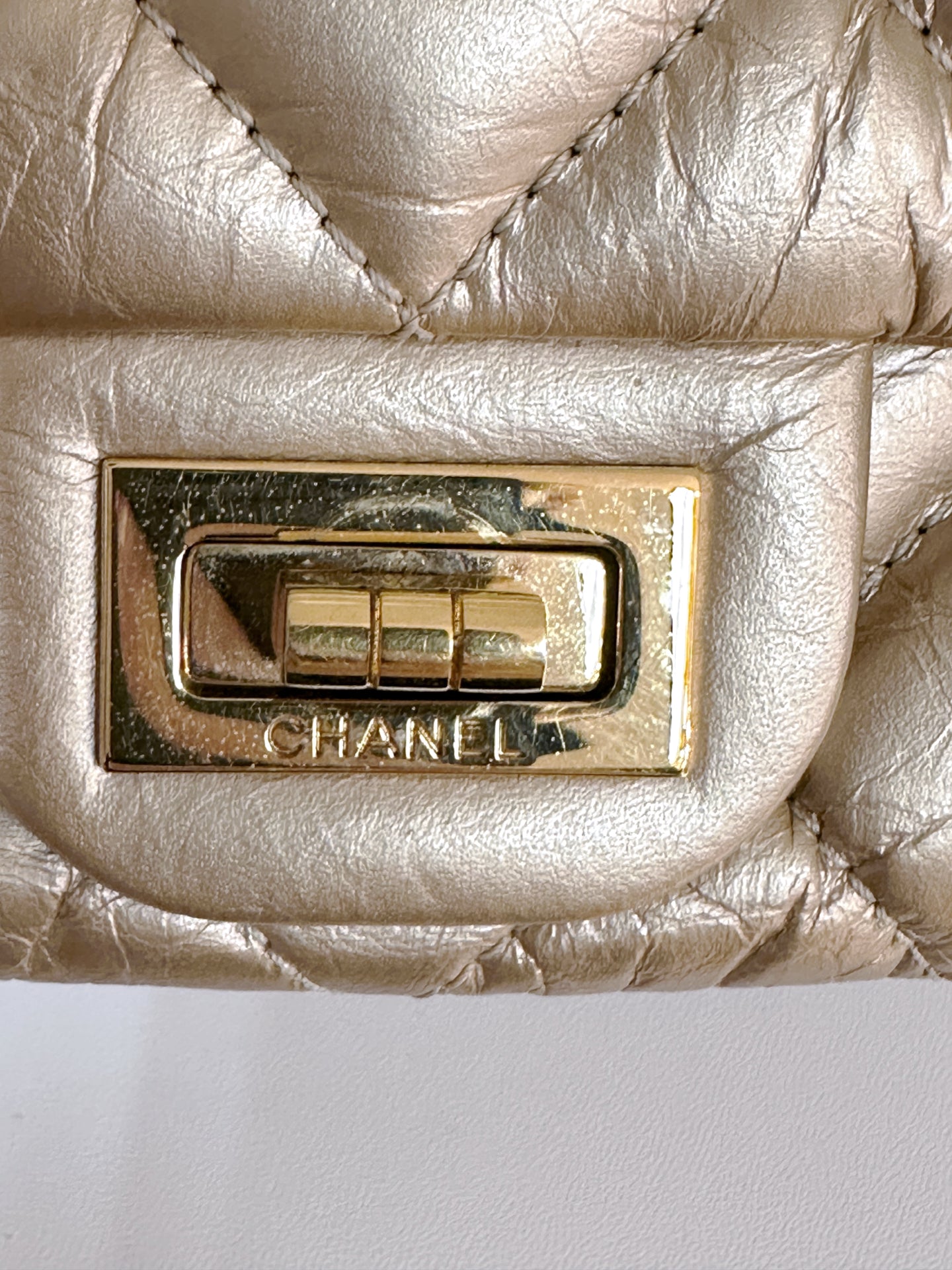 Chanel Aged Calfskin Quilted 2.55 Reissue Mini Hanger Flap Gold 2355 holo card