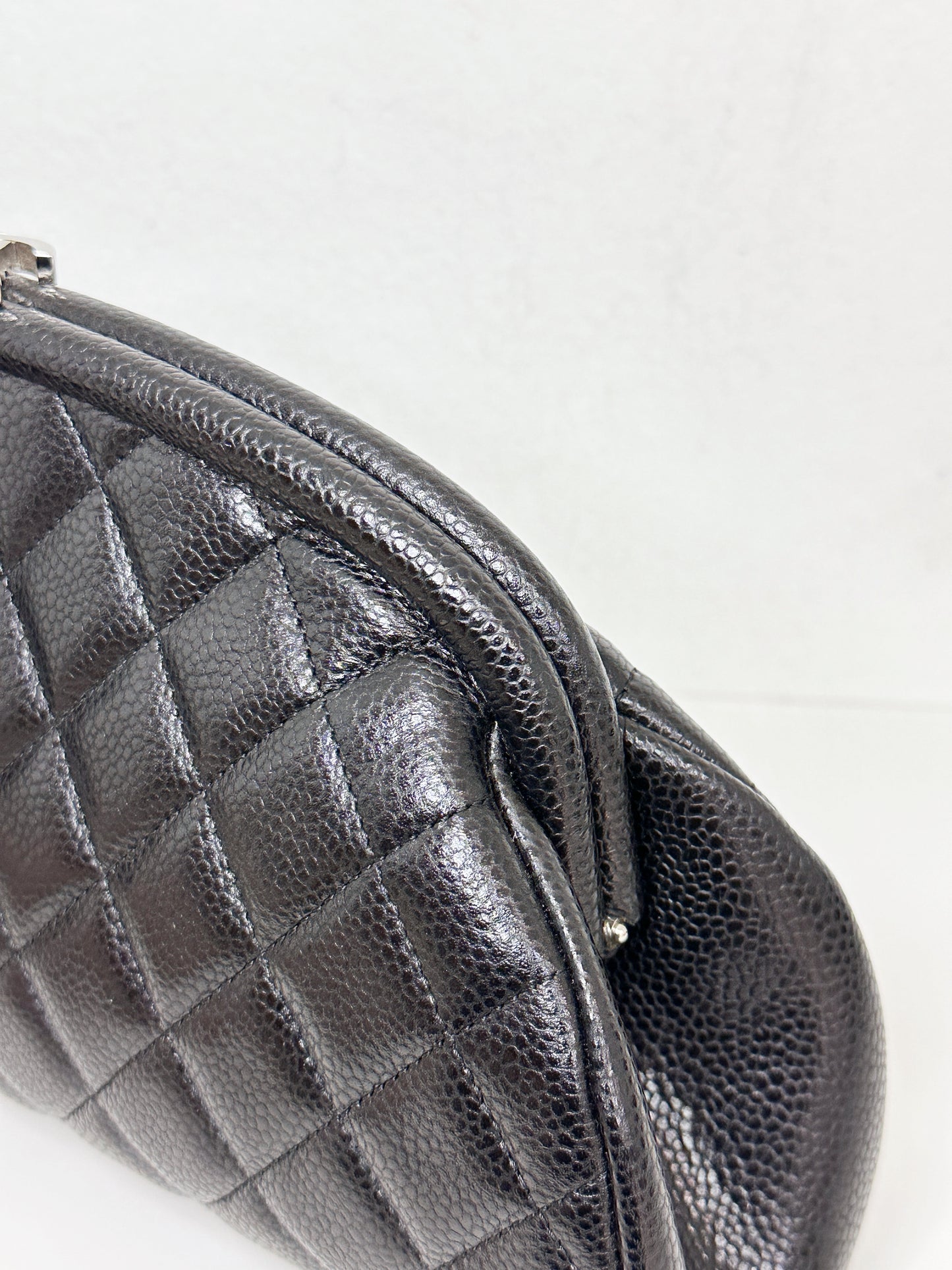 Chanel Quilted Timeless Kisslock Clutch Black Caviar SHW 1915 holo card