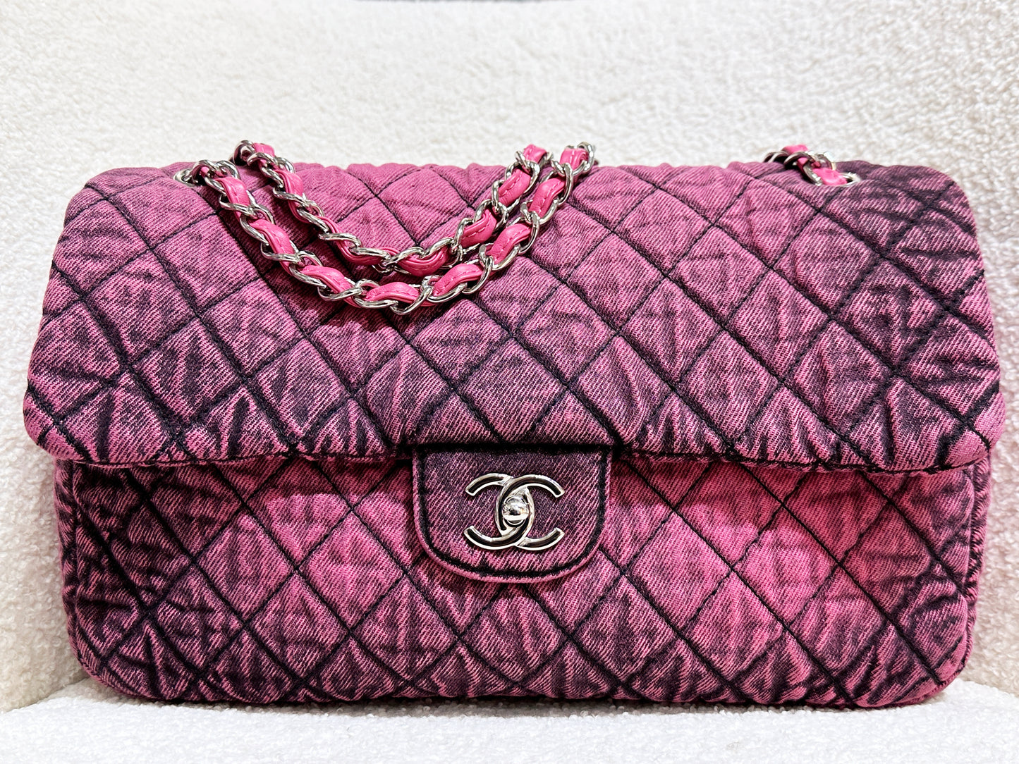 Chanel Denim Quilted Denimpression Flap Red Black