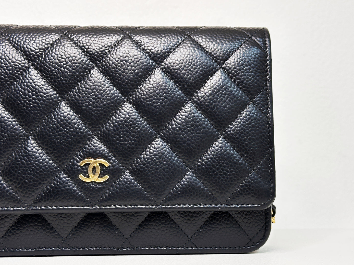Chanel Classic Wallet on Chain Caviar Black GHW 2859 Holo card