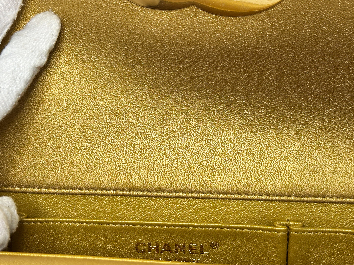 Chanel Lambskin Evening In Egypt Clutch Gold 2815 holo card