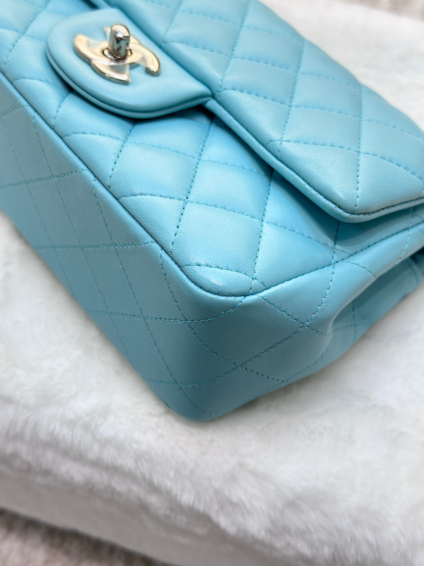 CHANEL 19C Tiffany Lambskin Quilted Mini Rectangular Flap Neon Blue