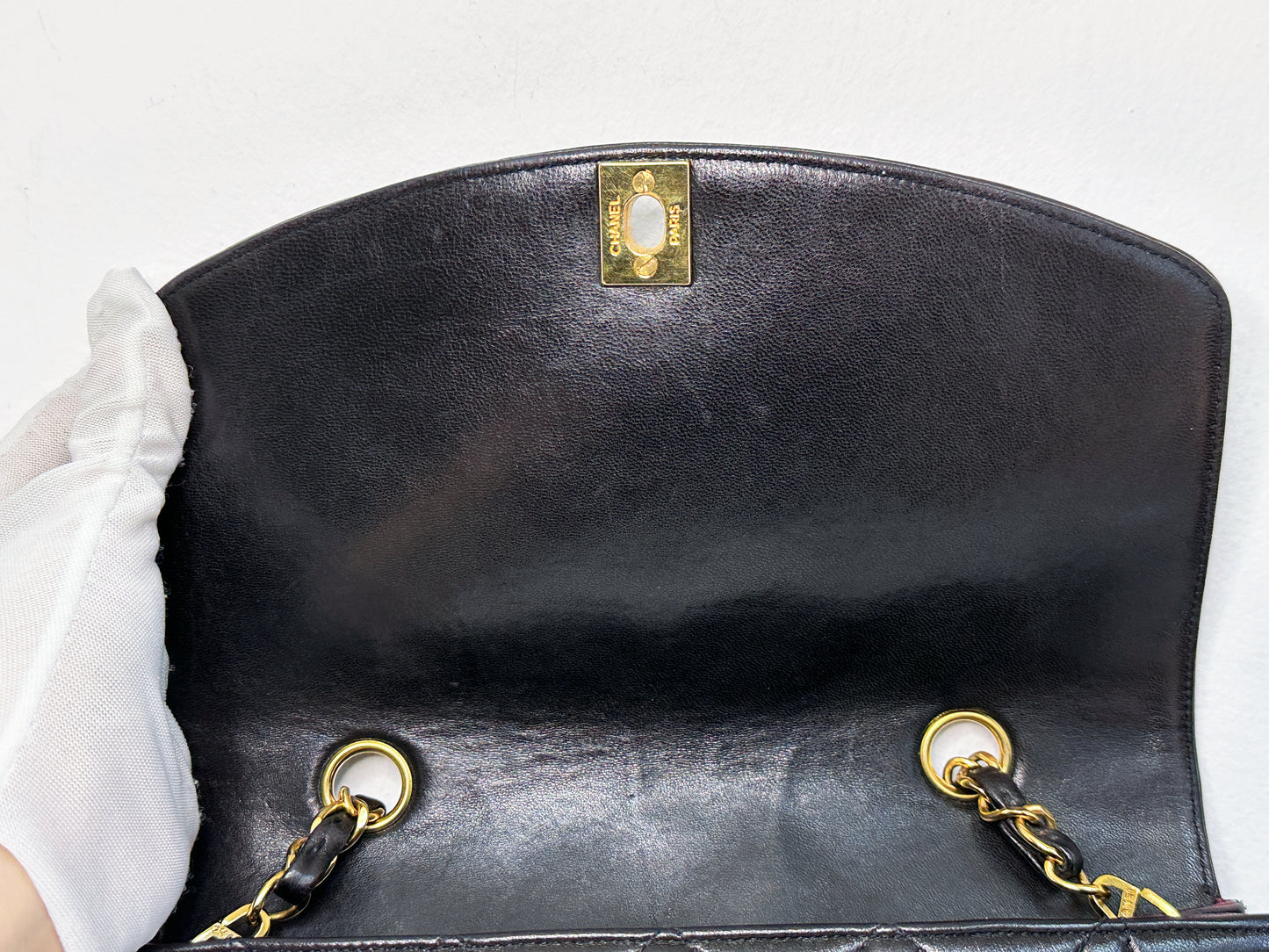 Chanel Vintage Quilted Diana Flap Bag Black Lambskin 25 holo card
