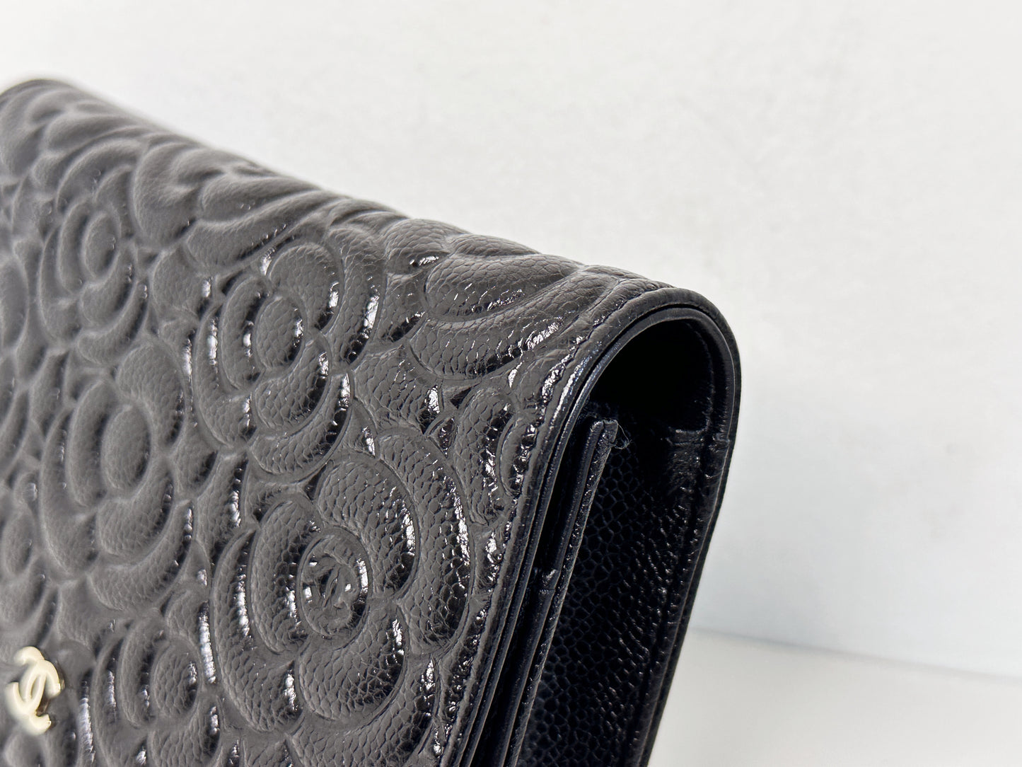 Chanel Black Caviar Camellia Embossed Wallet on Chain WOC Crossbody/ Clutch Bag 2951 holo card