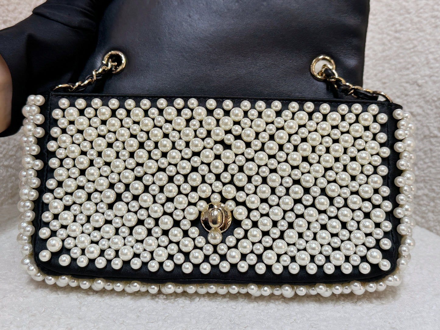 Chanel 19S Pearl On Flap Mini Rectangular Bag LGHW 2750 holo card