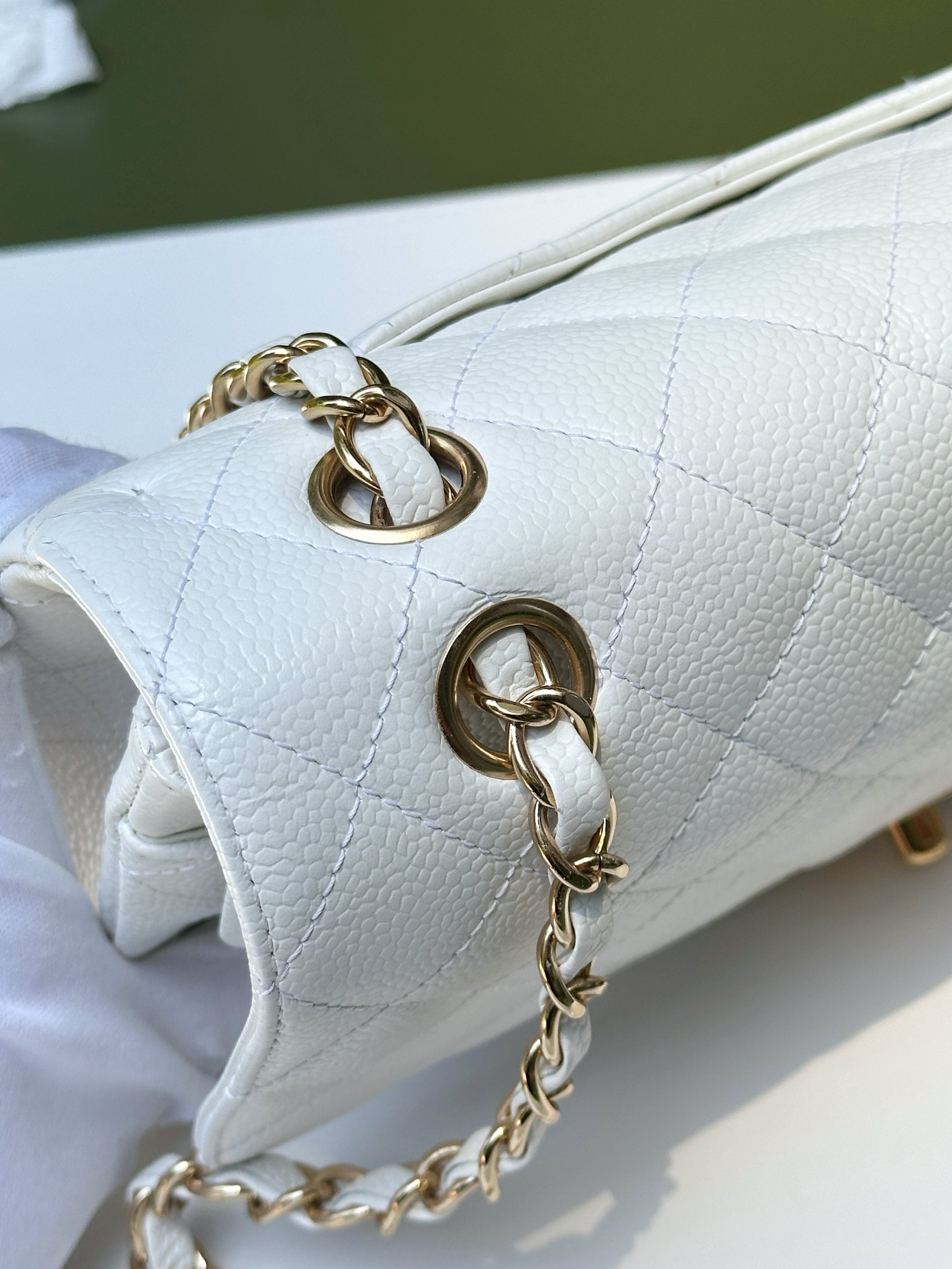 Chanel White Caviar Medium Classic Double Flap Bag 1350 holo