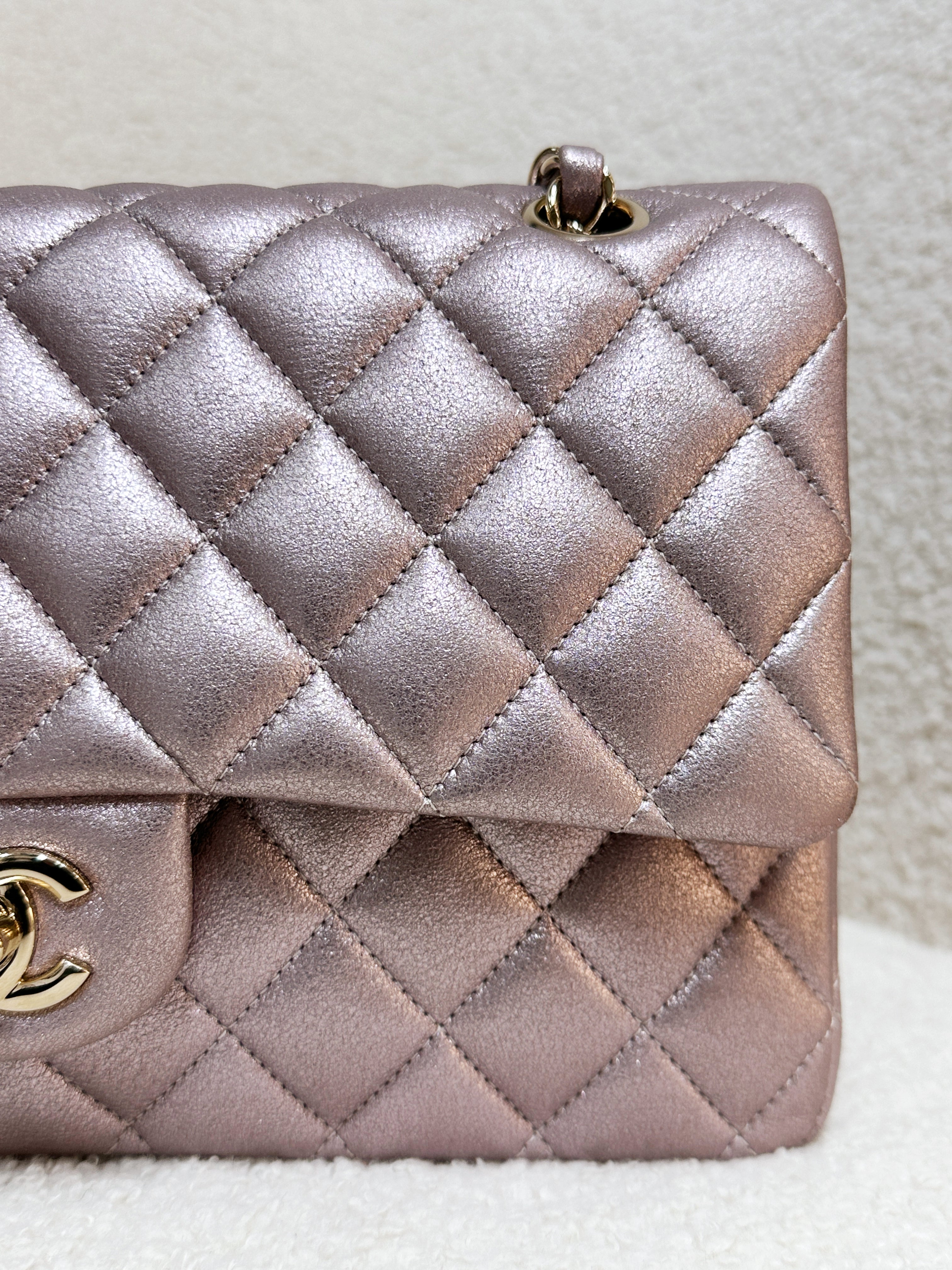 Chanel Classic Quilted Medium Double Flap Iridescent Pink (Calfskin)LGHW 1998 holo card