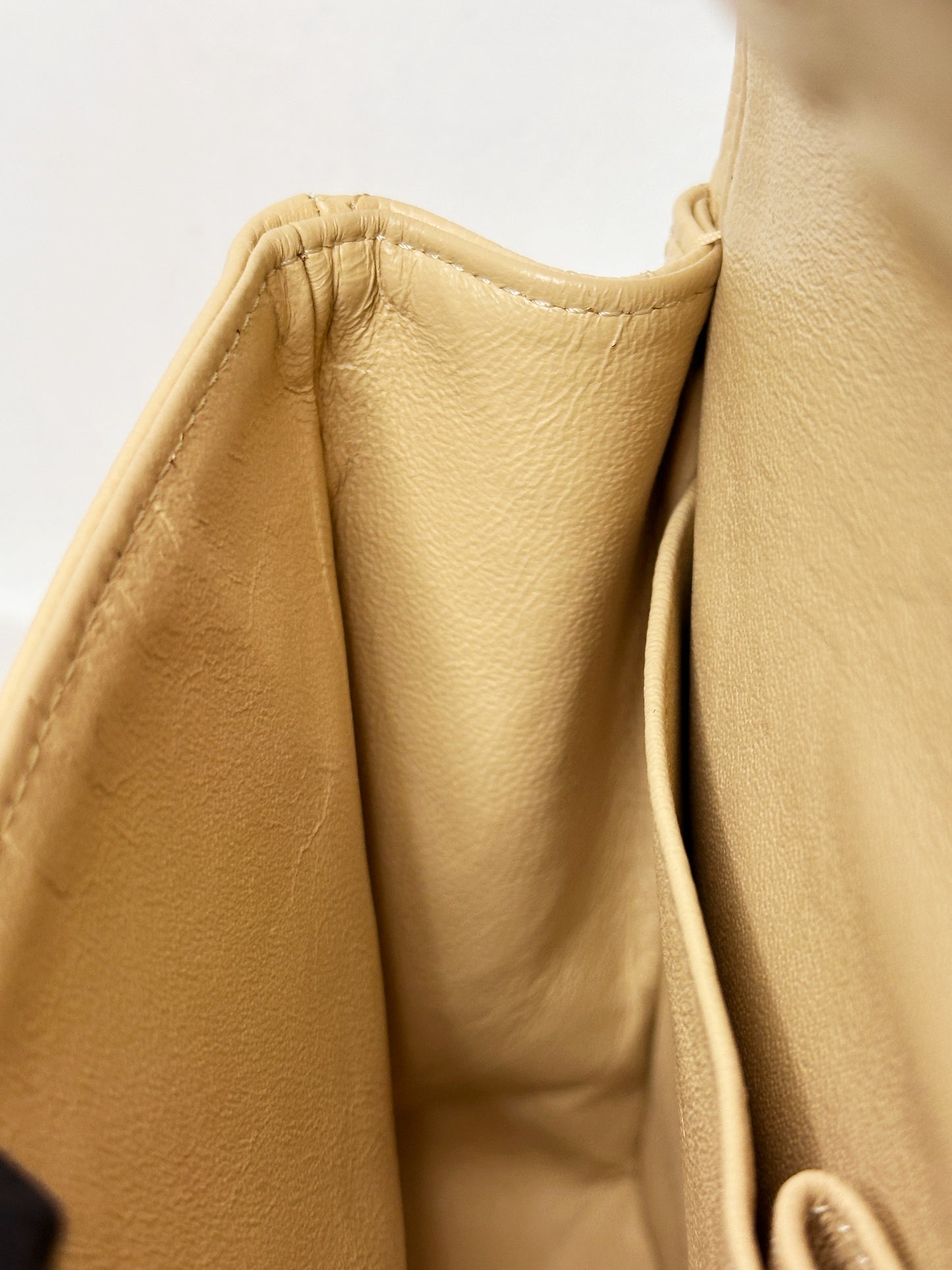 Chanel Medium Beige Classic Caviar Double Flap Bag GHW 2163 holo