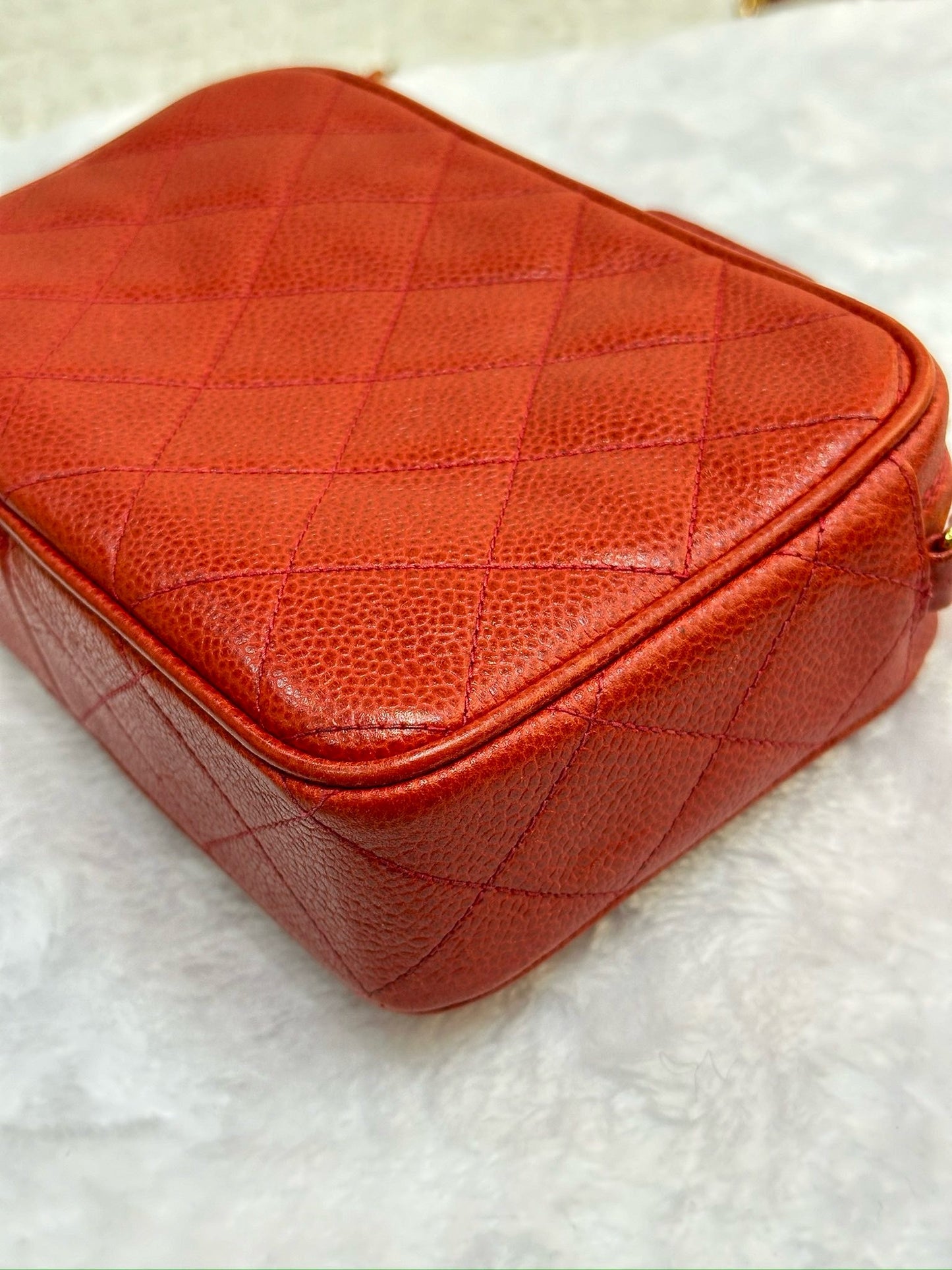 Chanel Caviar Quilted Camera Case Red