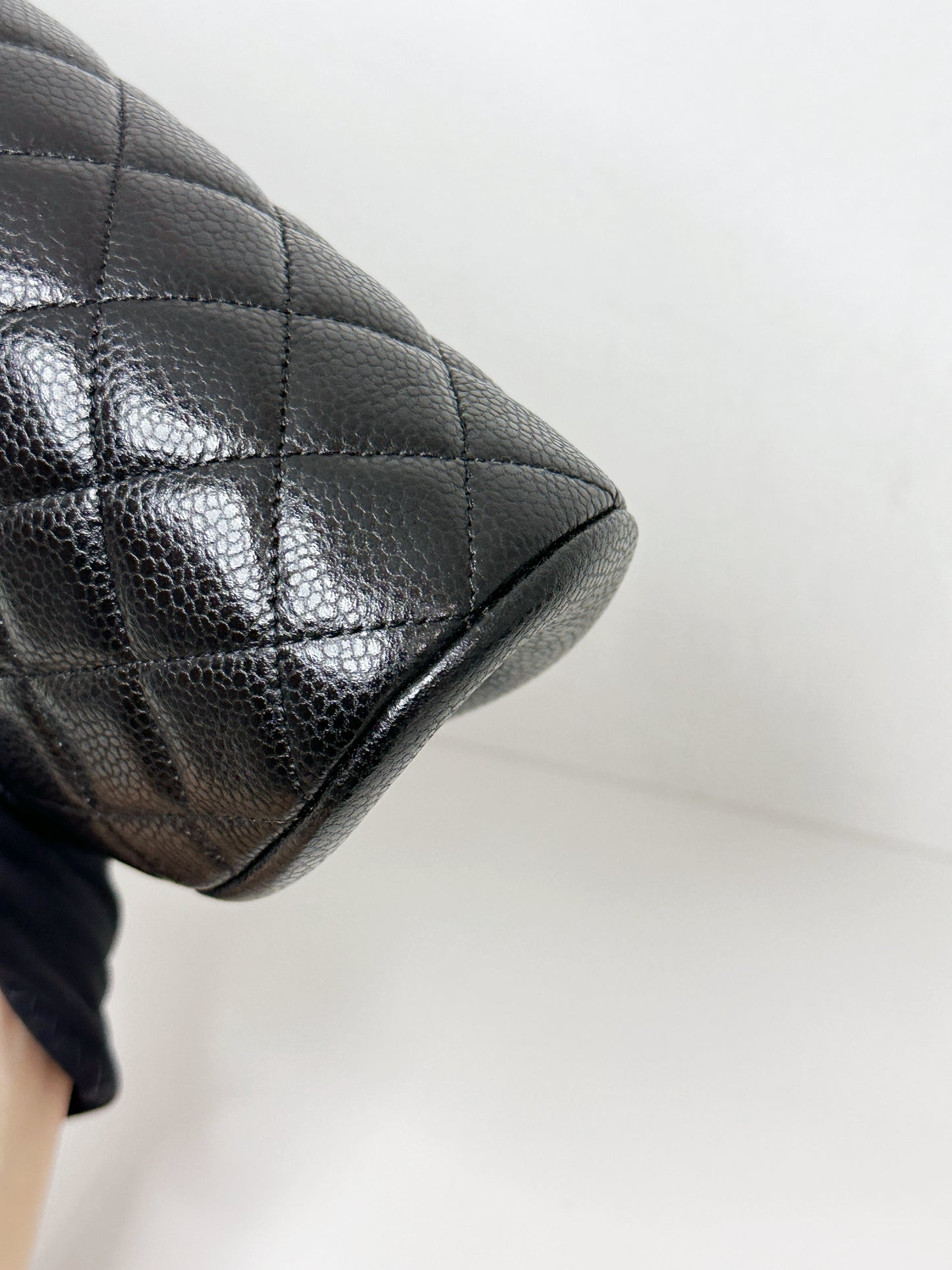 Chanel Quilted Timeless Kisslock Clutch Black Caviar SHW 1915 holo card